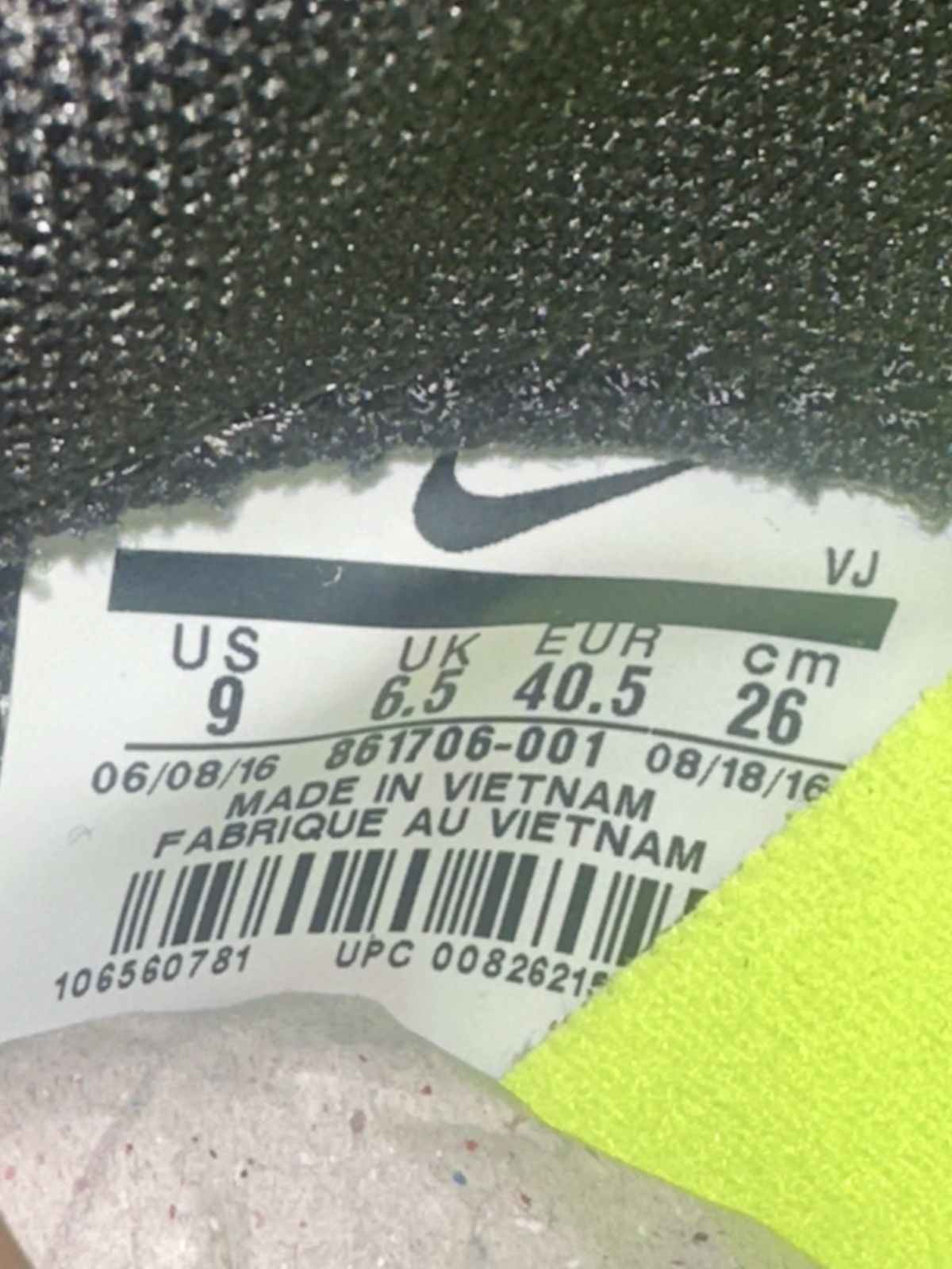 Nike Size 9W (7.5M) - Nike Roshe 2 Flyknit Black- 861706-001 Size US 9 / IT 39 - 6 Thumbnail