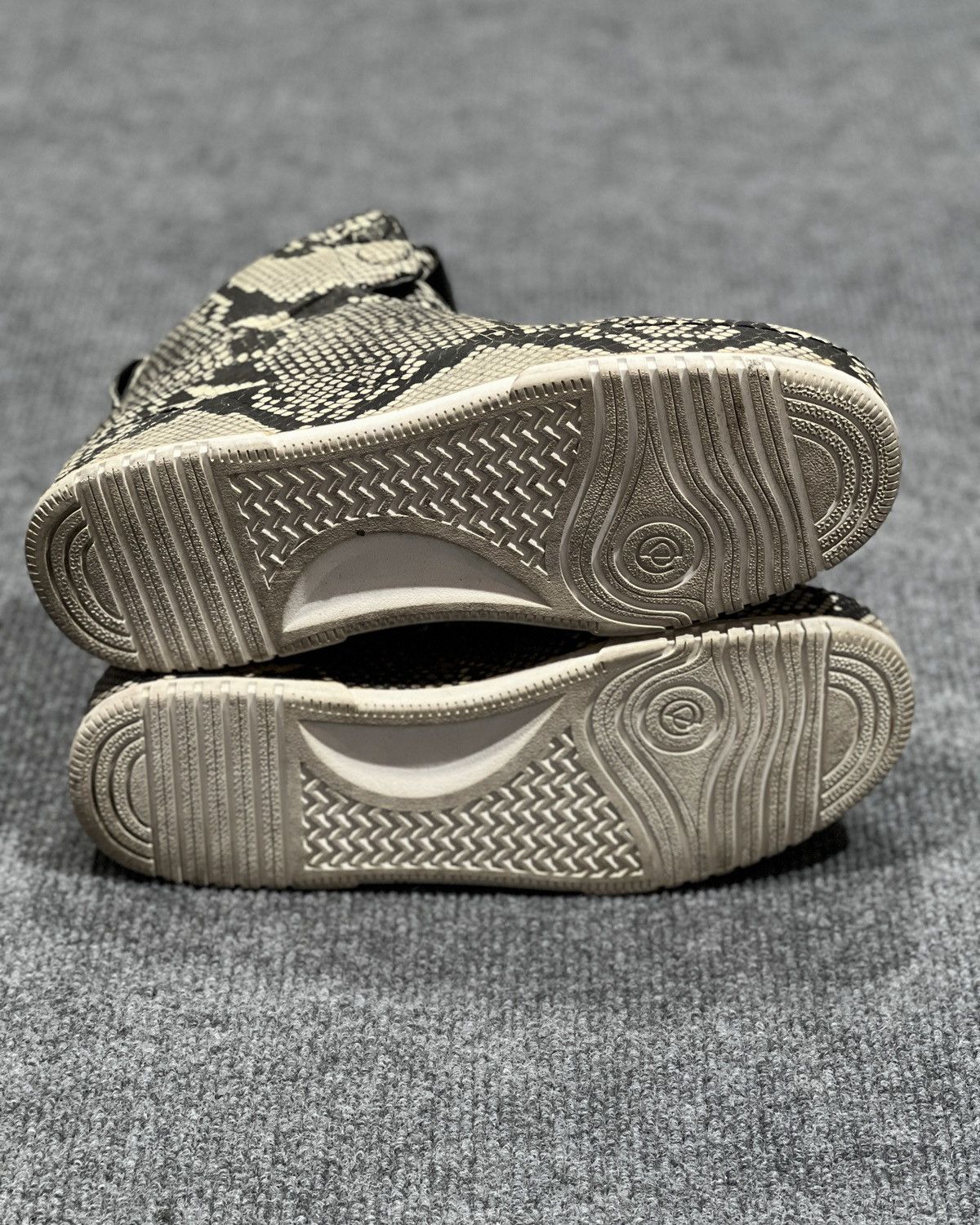 3.1 Phillip Lim 3.1 Phillip Lim Skake Skin High Top Sneaker Size US 8 / EU 41 - 12 Thumbnail