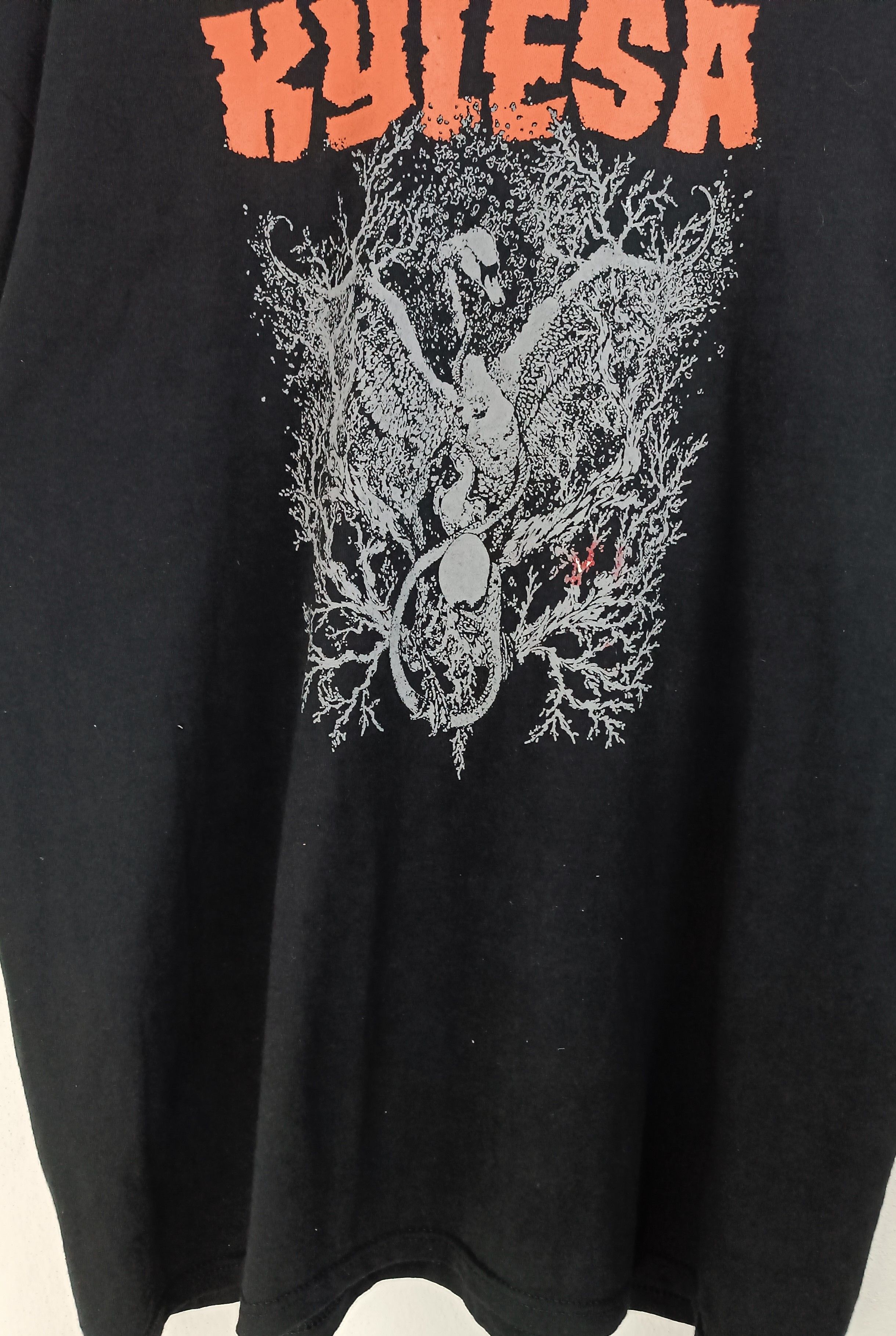 Vintage VINTAGE KYLESA ARTWORK SLUDGE METAL BAND TEE vitus victims Size US XL / EU 56 / 4 - 7 Thumbnail