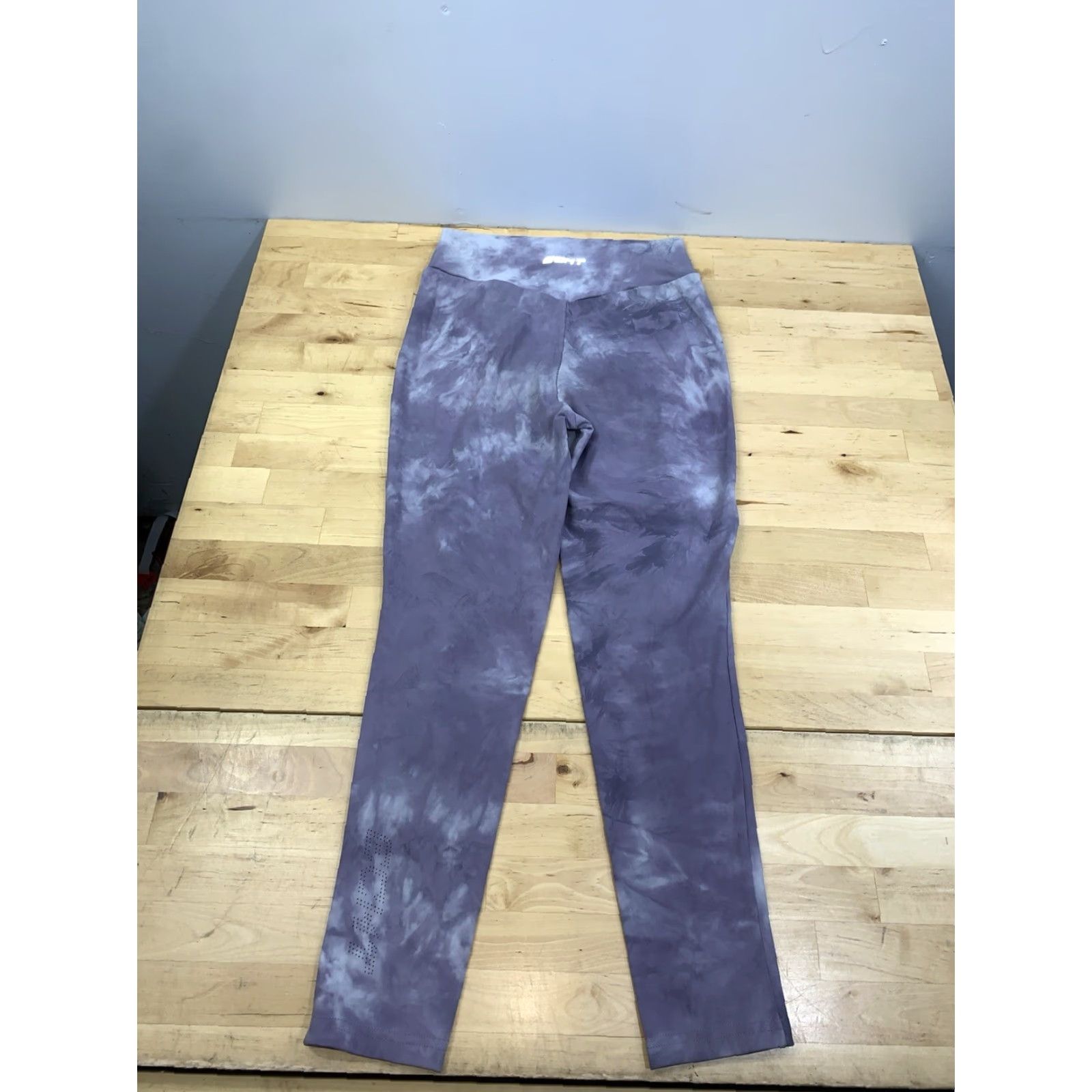 Vintage ECHT Leggings Womens M Purple Tie Dye Activewear Cropped Comfort Gym Training 11309 Womens Size 32" / US 10 / IT 46 - 6 Thumbnail