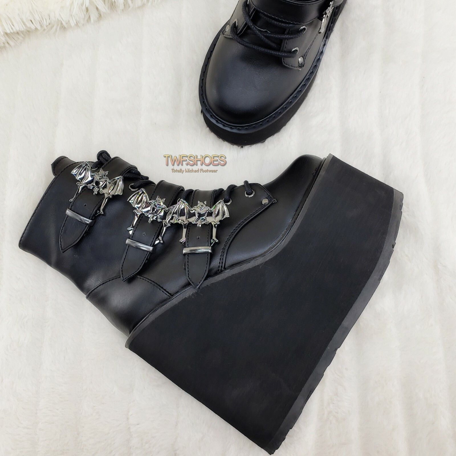 Demonia Cult DEMONIA Swing 103 Bat Buckle Ankle Boots 5.5" Platform Goth Size US 11 / IT 41 - 3 Thumbnail