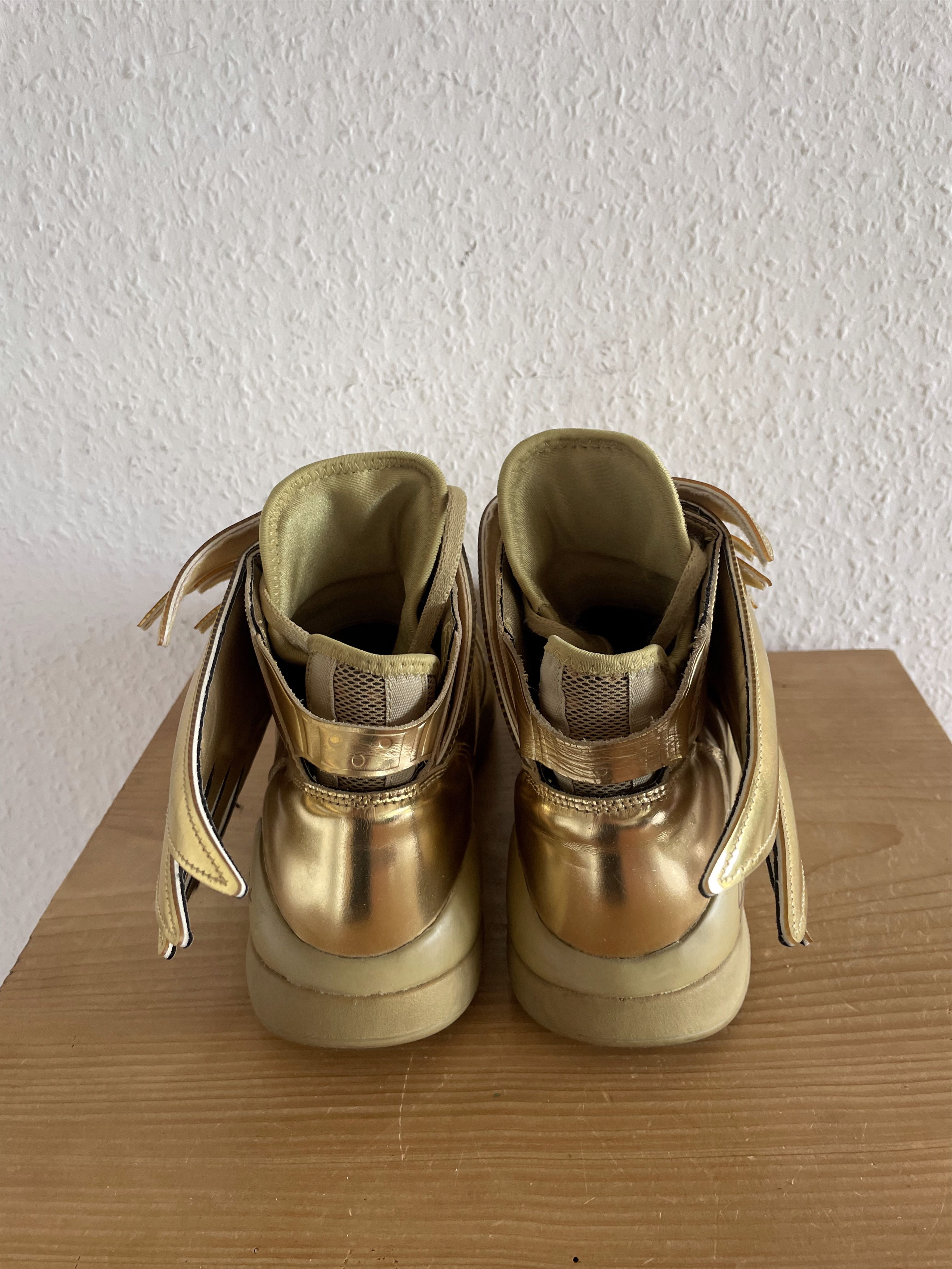 Adidas × Jeremy Scott Wings 3.0 Gold Metallic Size US 8 / EU 41 - 7 Thumbnail