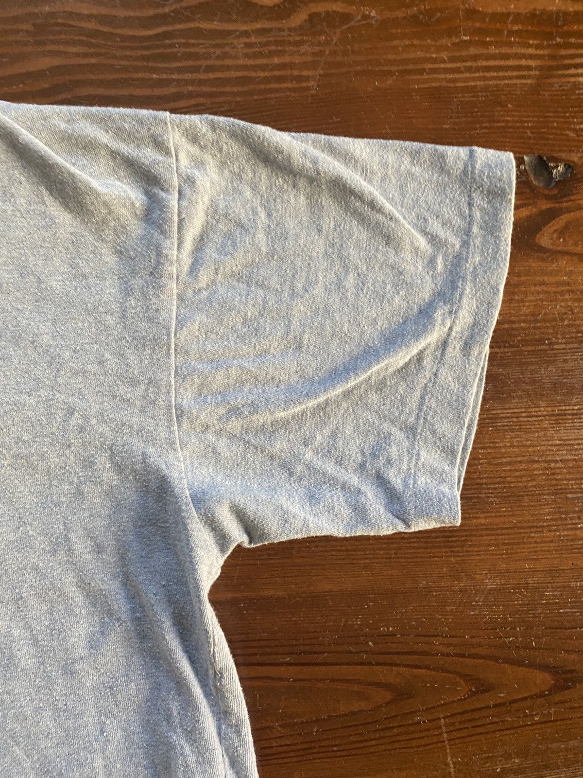 Vintage Vintage 90’s Lake Moraine Canada Single Stitch Tee Size US L / EU 52-54 / 3 - 6 Thumbnail