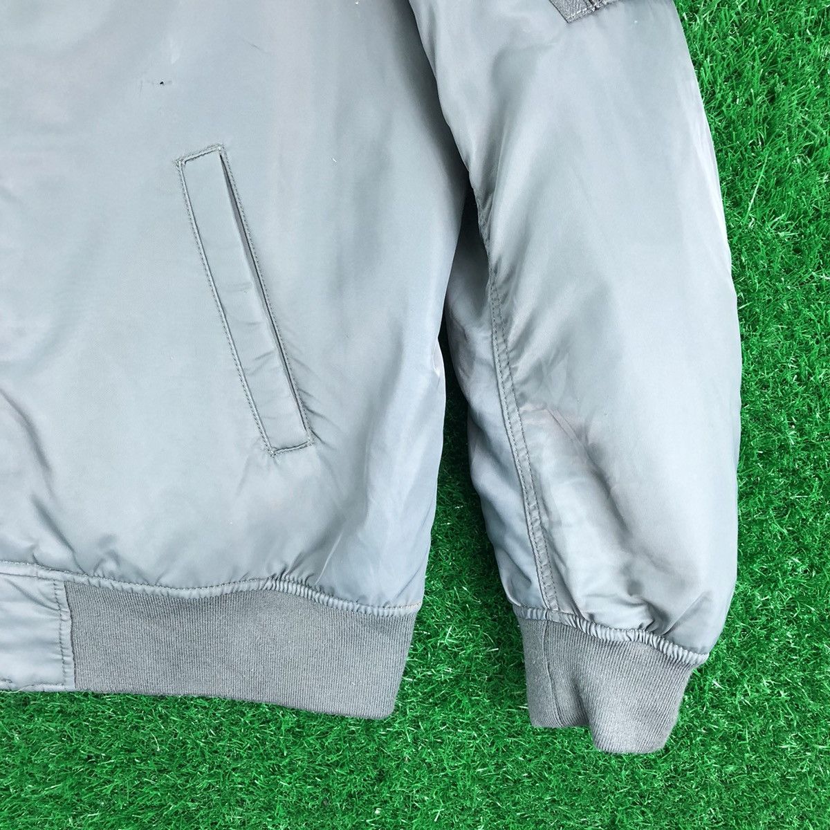 Uniqlo Uniqlo Thrashed Bomber Jacket Type MA-1 Custom Patches Size US XL / EU 56 / 4 - 3 Thumbnail