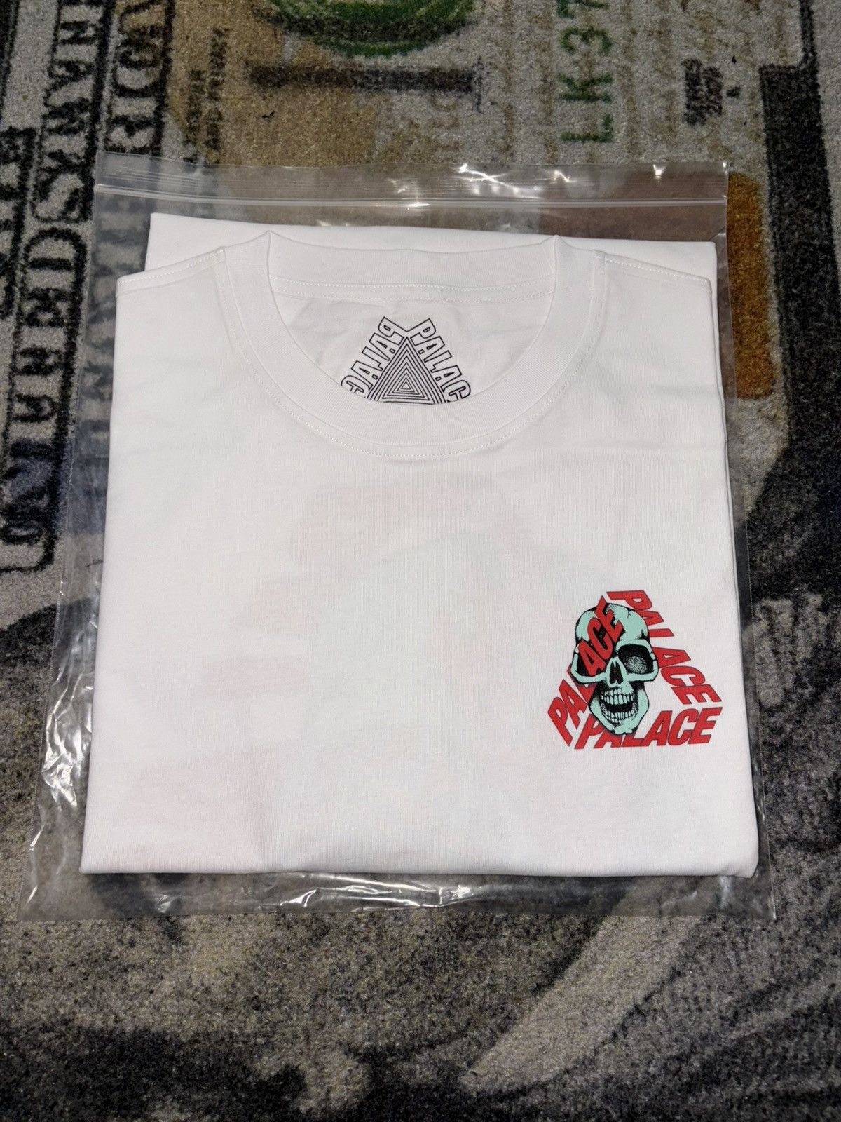 Palace Palace P3 Skull Tri Ferg T-Shirt Size US XXL / EU 58 / 5 - 1 Thumbnail