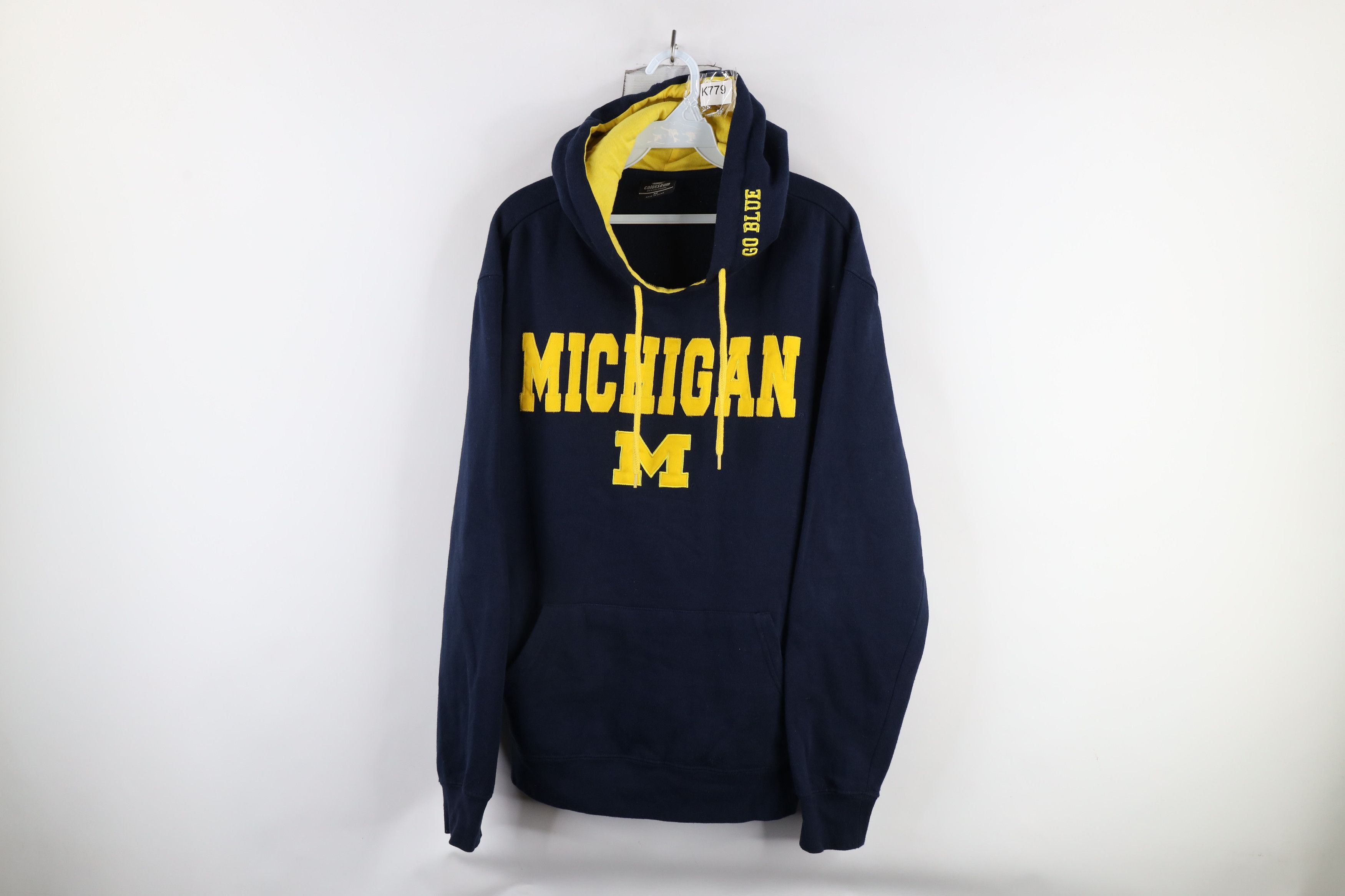 Vintage Vintage Spell Out University of Michigan Hoodie Sweatshirt Size US M / EU 48-50 / 2 - 1 Thumbnail