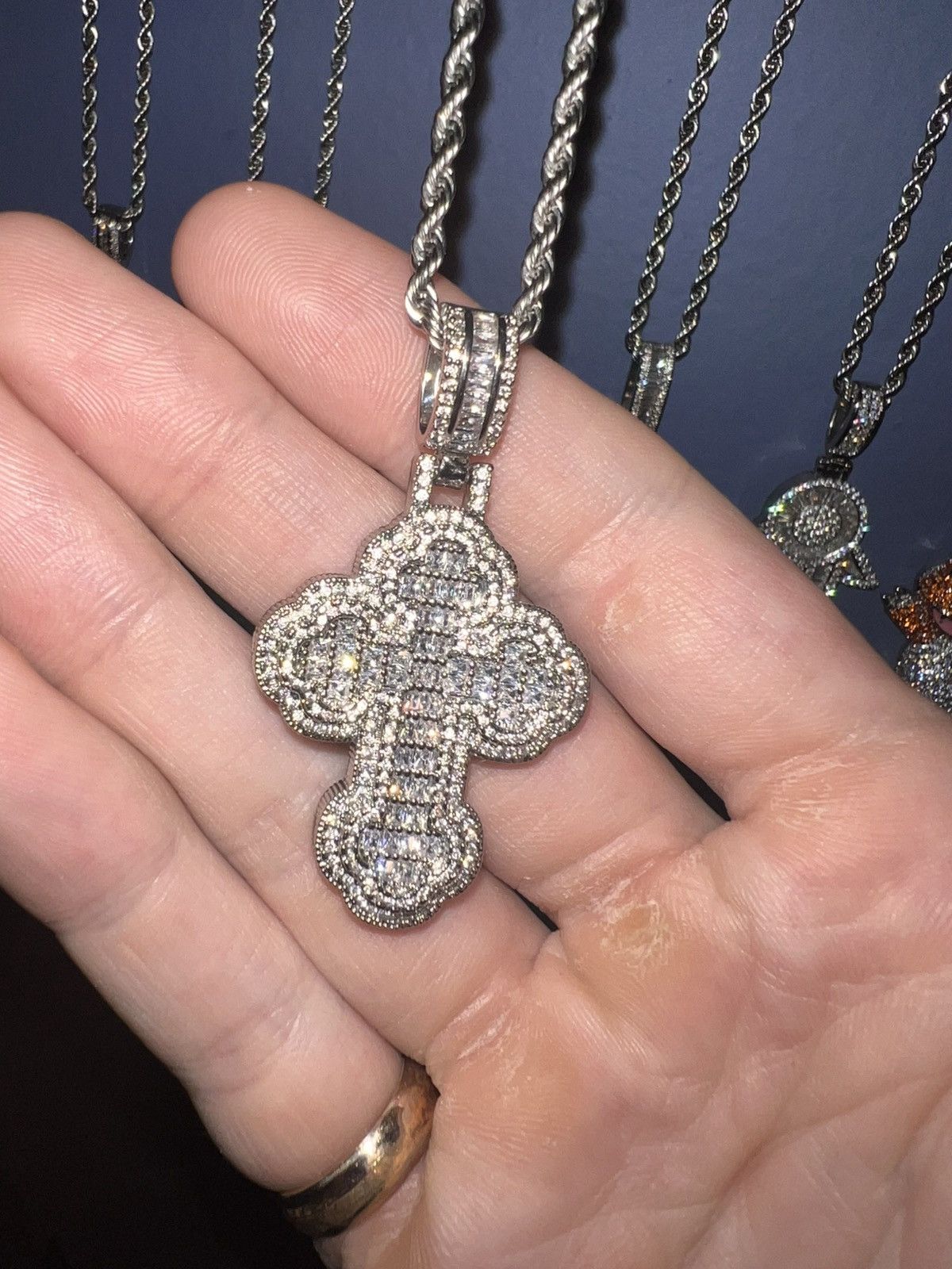 Other Iced Out Cross Pendant Necklace- Diamond Hip-Hop Chain Size ONE SIZE - 2 Thumbnail