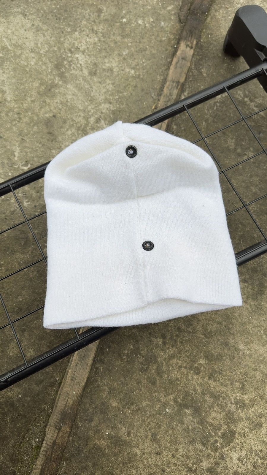 Armani Vintage Armani Jeans White Winter Beanie Big Logo Graphic Size ONE SIZE - 6 Thumbnail