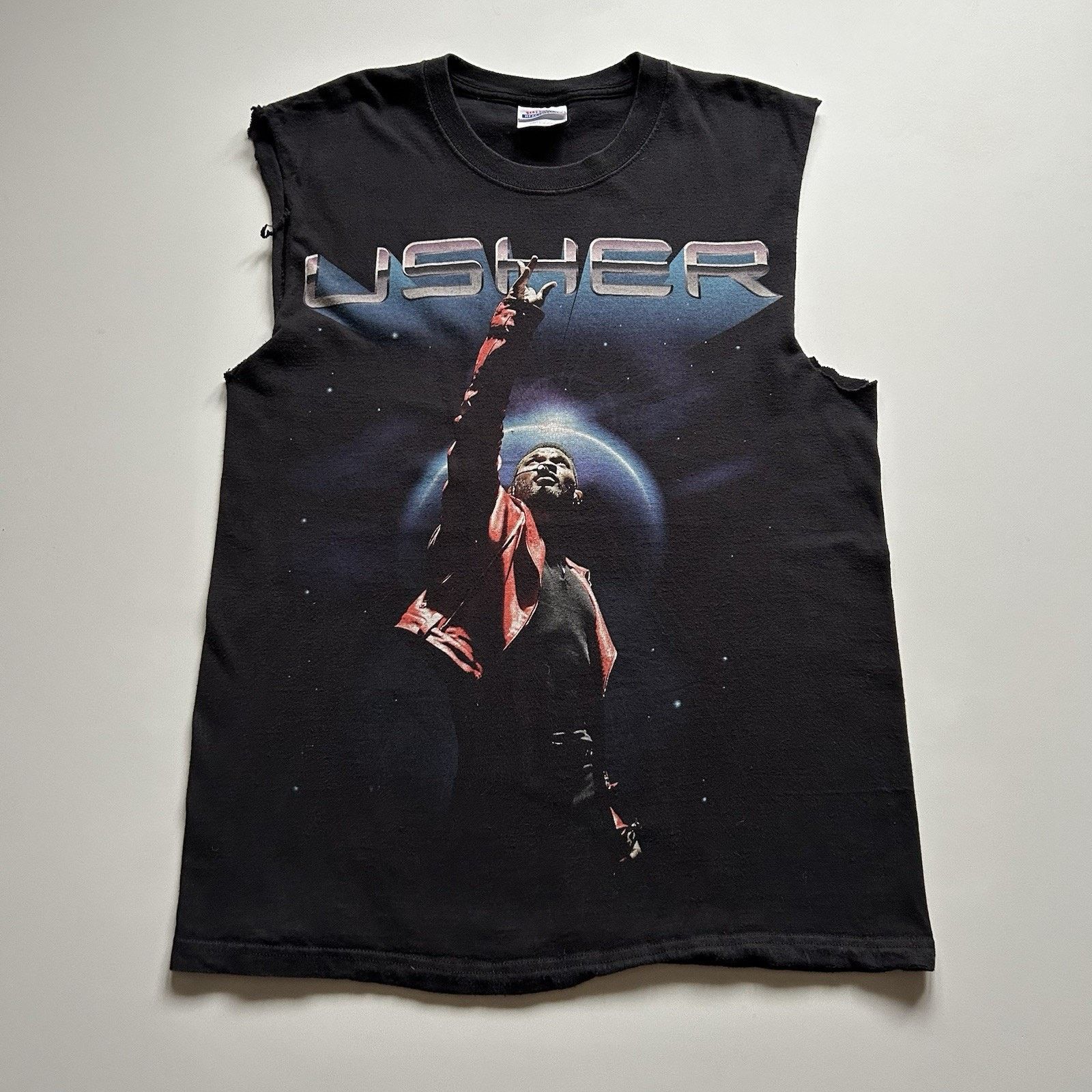 Band Tees × Hanes × Vintage 2011 Usher OMG Tour Sleeveless Shirt Medium Tank Top RnB Size US M / EU 48-50 / 2 - 1 Thumbnail