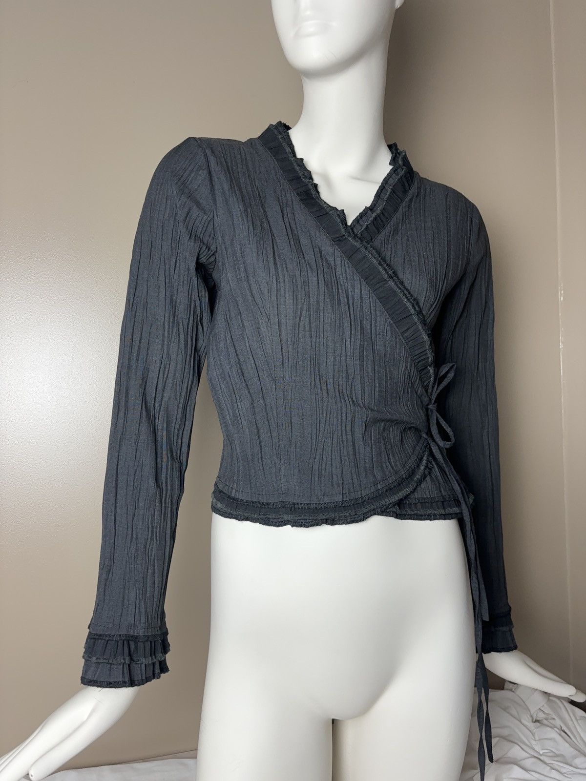 Vintage French lace up coquette style vintage blouse Size M / US 6-8 / IT 42-44 - 3 Thumbnail