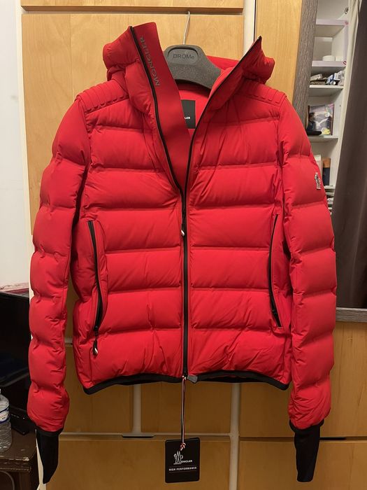 Moncler grailed store