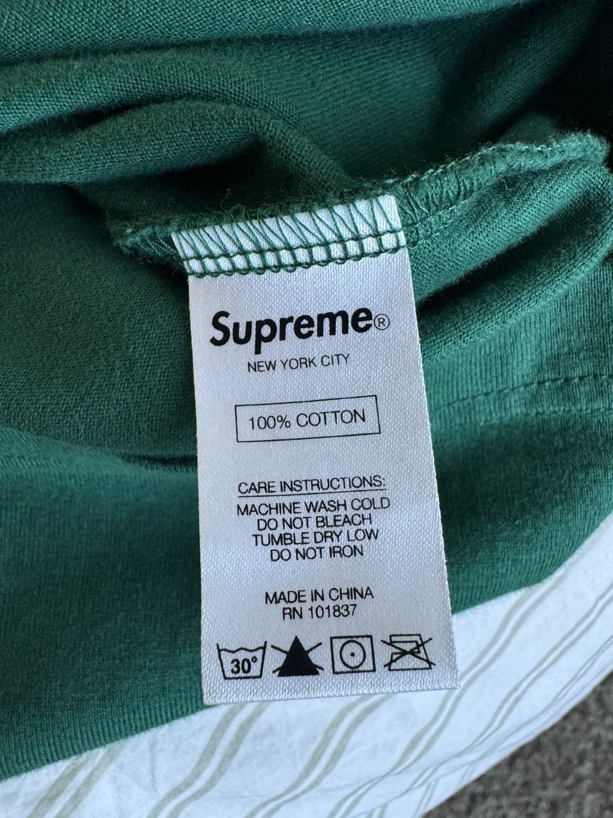 Supreme Playboy bunny & hearts Size US L / EU 52-54 / 3 - 5 Thumbnail