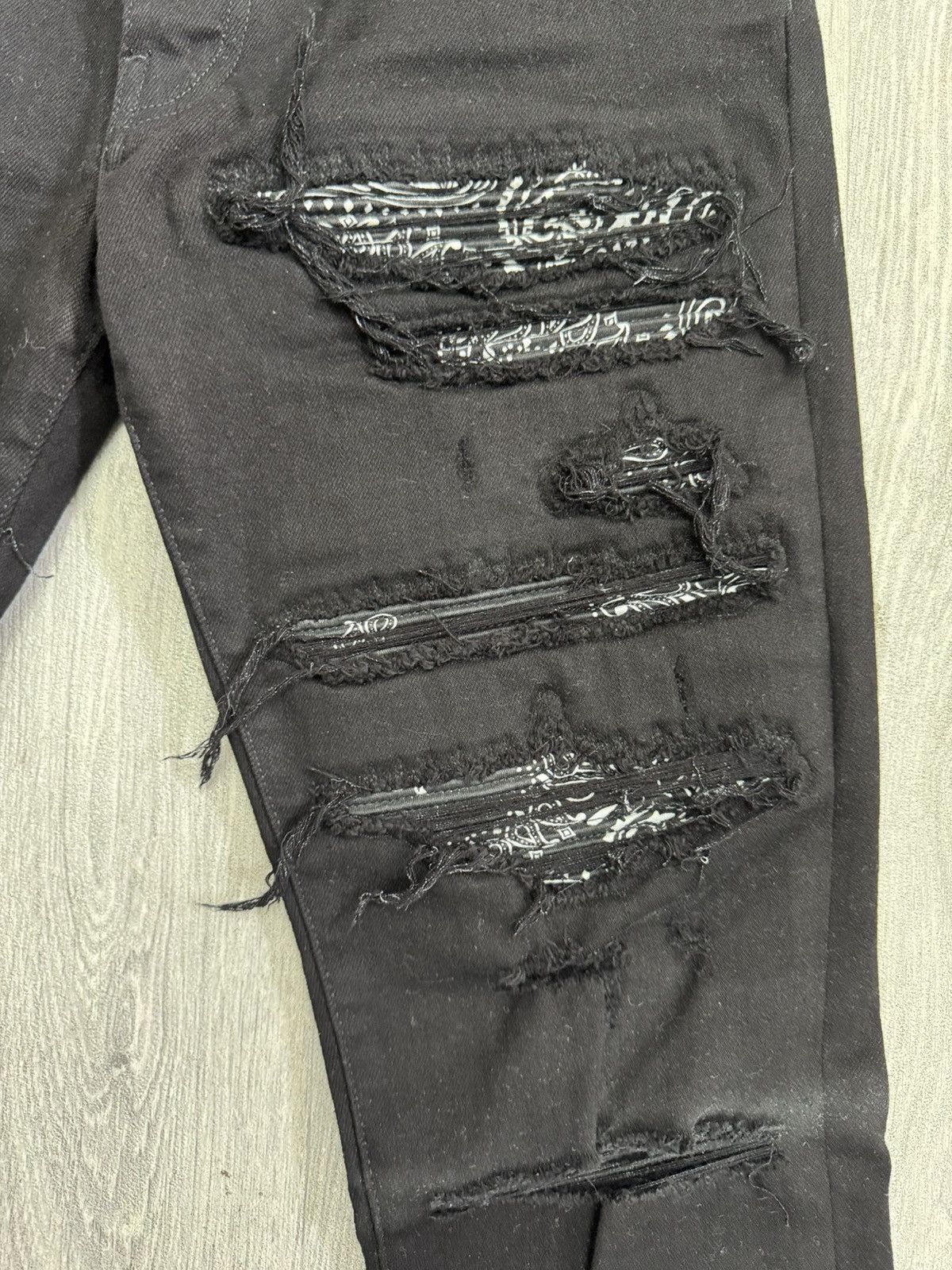 Amiri Amiri Black Bandana Thrasher Jeans Size US 31 - 5 Thumbnail