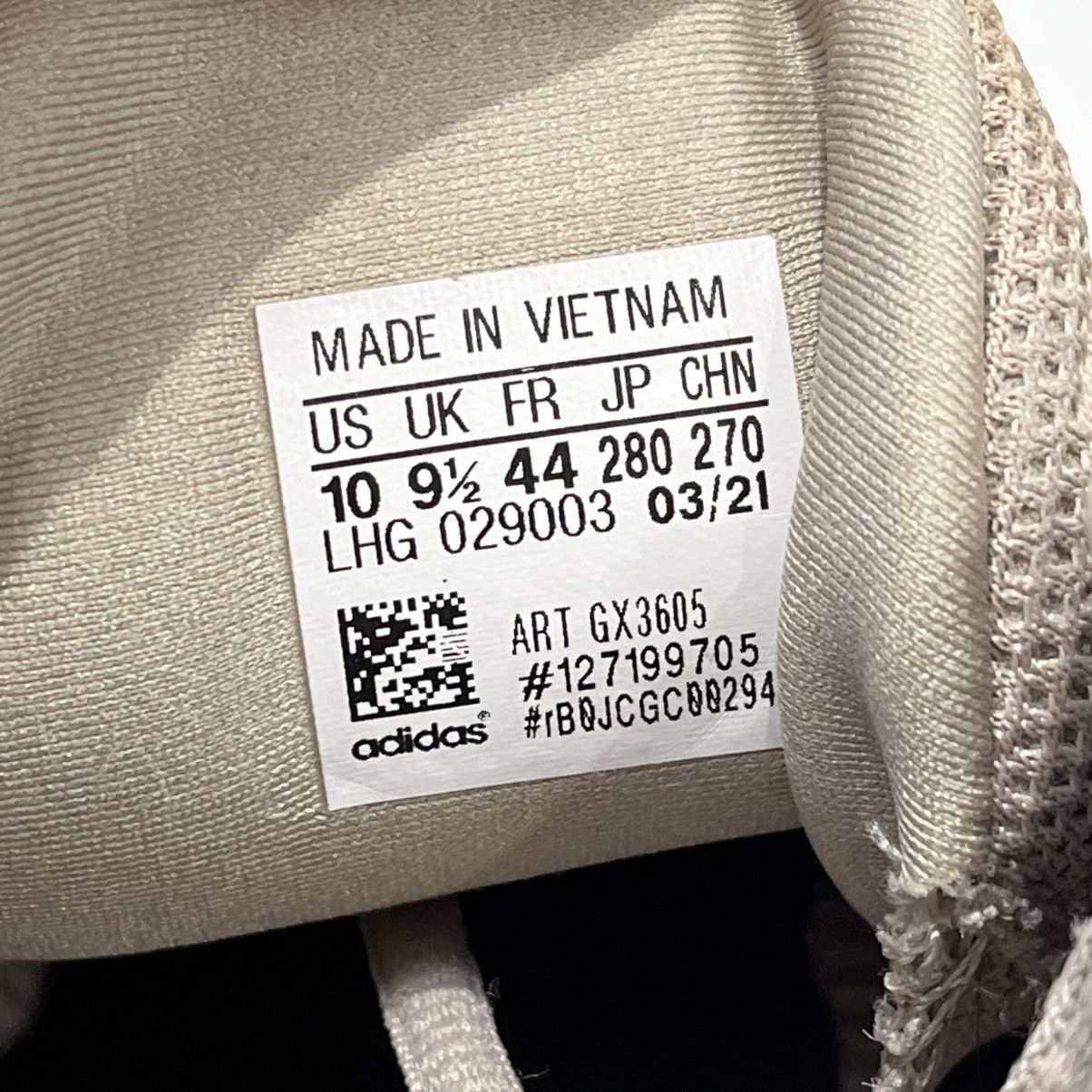 Adidas Adidas Yeezy 500 Taupe Light Size US 10 / EU 43 - 12 Thumbnail