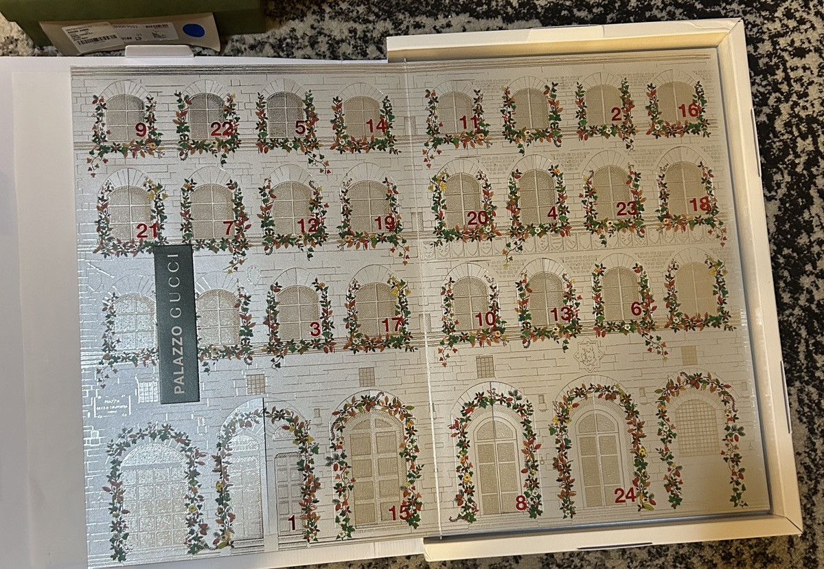 Gucci Gucci 2025 Christmas Ornament Calendar Gift box Size ONE SIZE - 2 Thumbnail