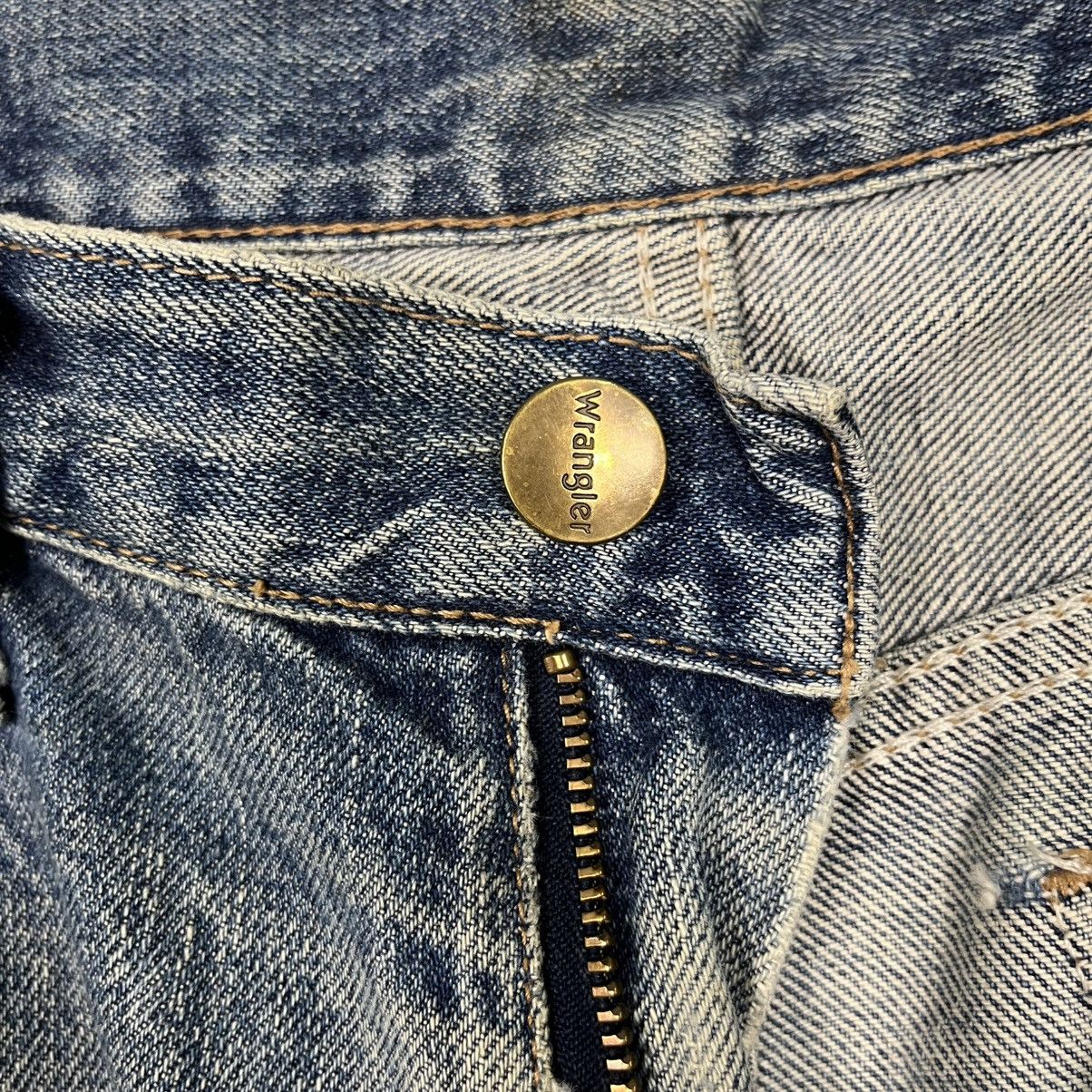 Wrangler Vintage Wrangler Distressed Flare Denim Jeans Size US 32 / EU 48 - 18 Thumbnail