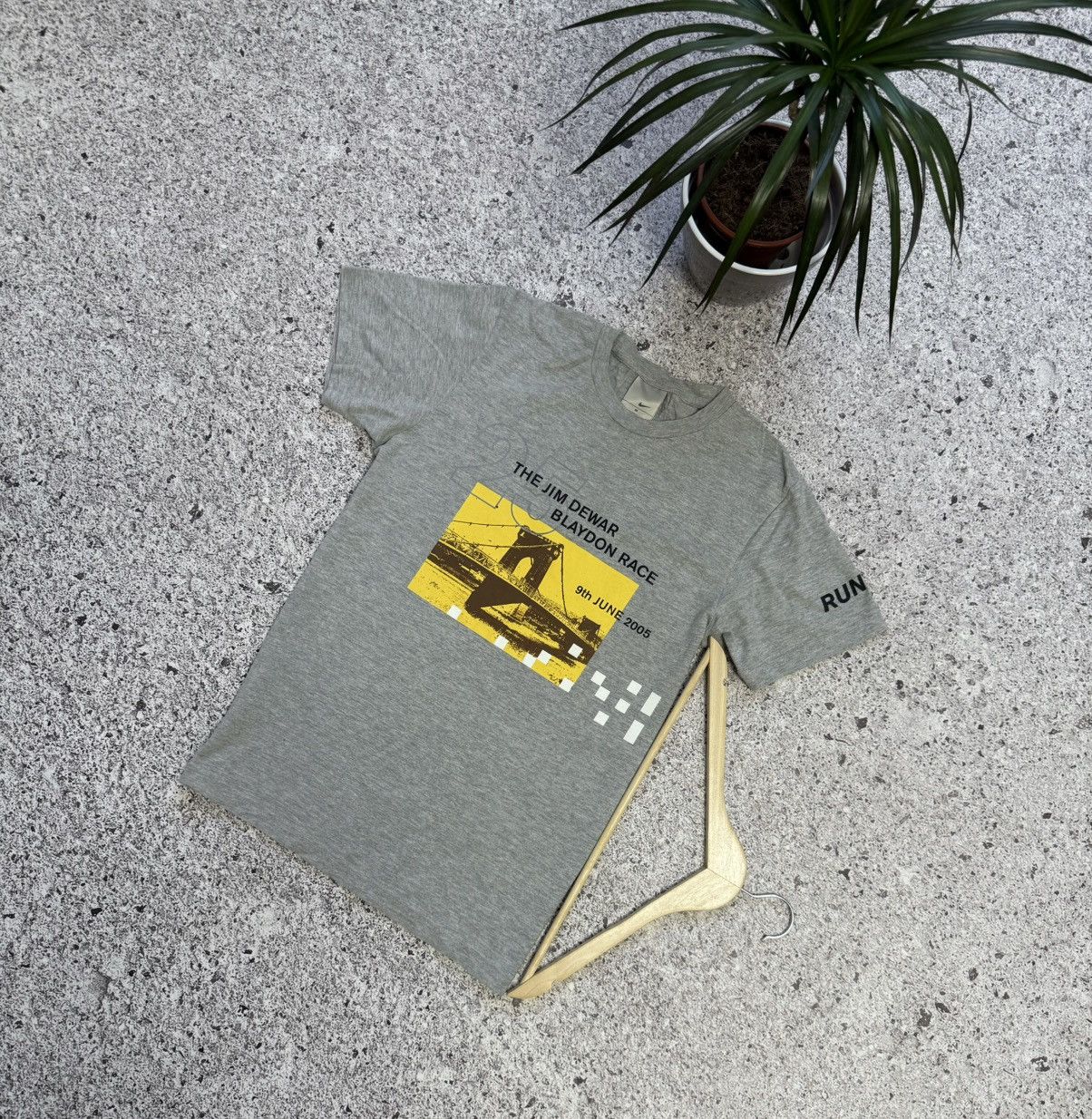 Nike × Vintage Vintage 2005 Nike The Jim Dewar Blaydon Race Running T-shirt Size US M / EU 48-50 / 2 - 1 Thumbnail