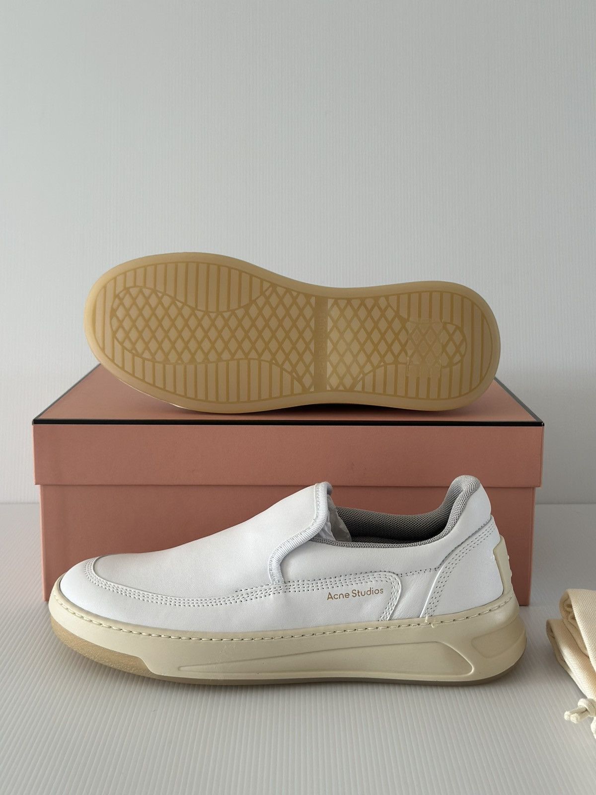 Acne Studios Acne Studios Bennie Face Slip On Sneakers Size US 8.5 / IT 38.5 - 7 Thumbnail