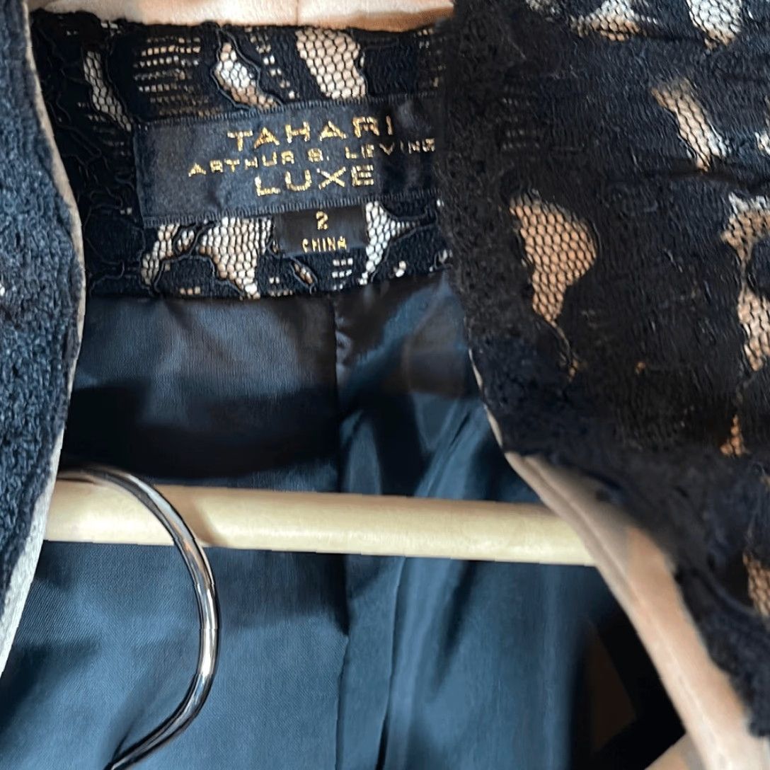 Vintage VINTAGE Tahari Arthur Levine Luxe Women’s Black Lace Dress Suit Ruffles 2 Size XS / US 0-2 / IT 36-38 - 4 Thumbnail