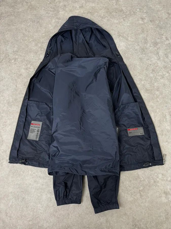 Prada SS2017 Prada Navy Logo Shoulder Patch Windbreaker Jacket Size US M / EU 48-50 / 2 - 8 Thumbnail