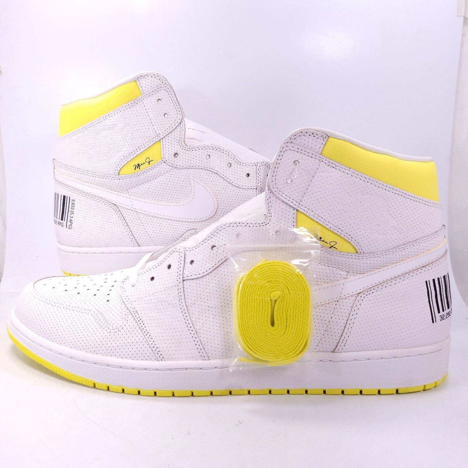 Nike Air Jordan 1 Retro Shoe Mens Size 18 555088-170