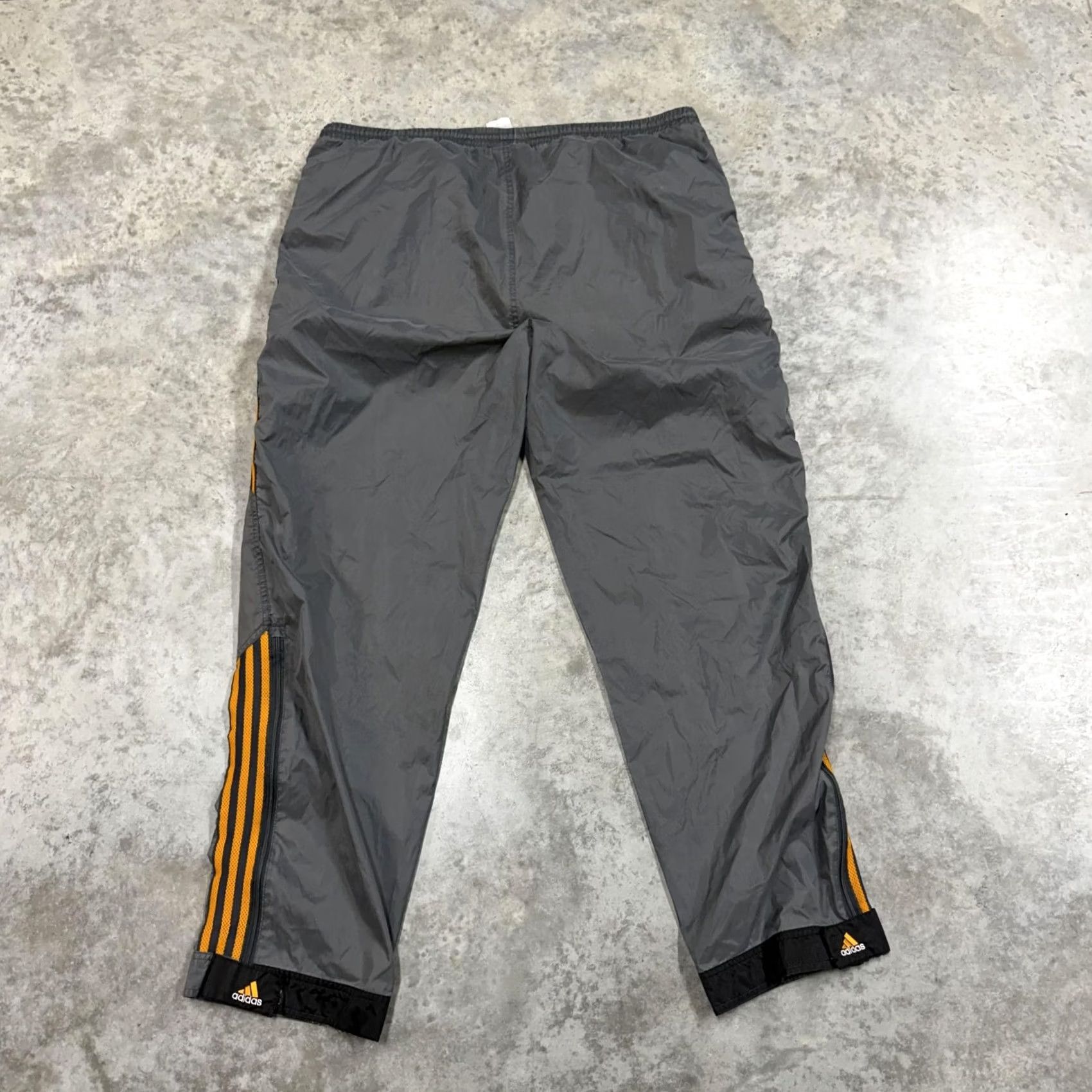 Adidas Adidas Track Pants Mens XL Gray Windbreaker 3 Stripe Side Zip Athletic Training Pants Size US 36 / EU 52 - 7 Thumbnail