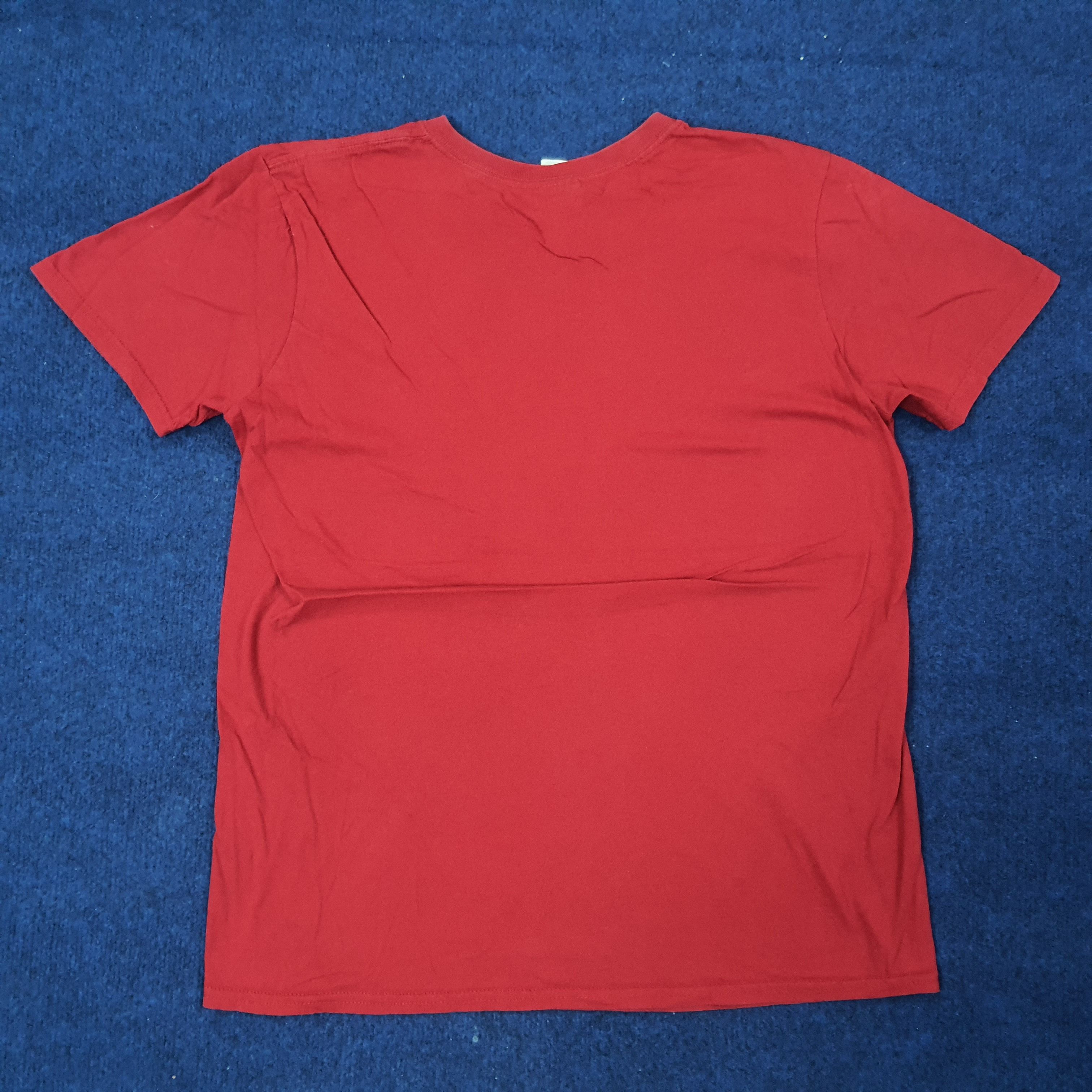 Band Tees Vintage Taylor Swift American Singer Tshirt C249N3 Size US M / EU 48-50 / 2 - 3 Thumbnail