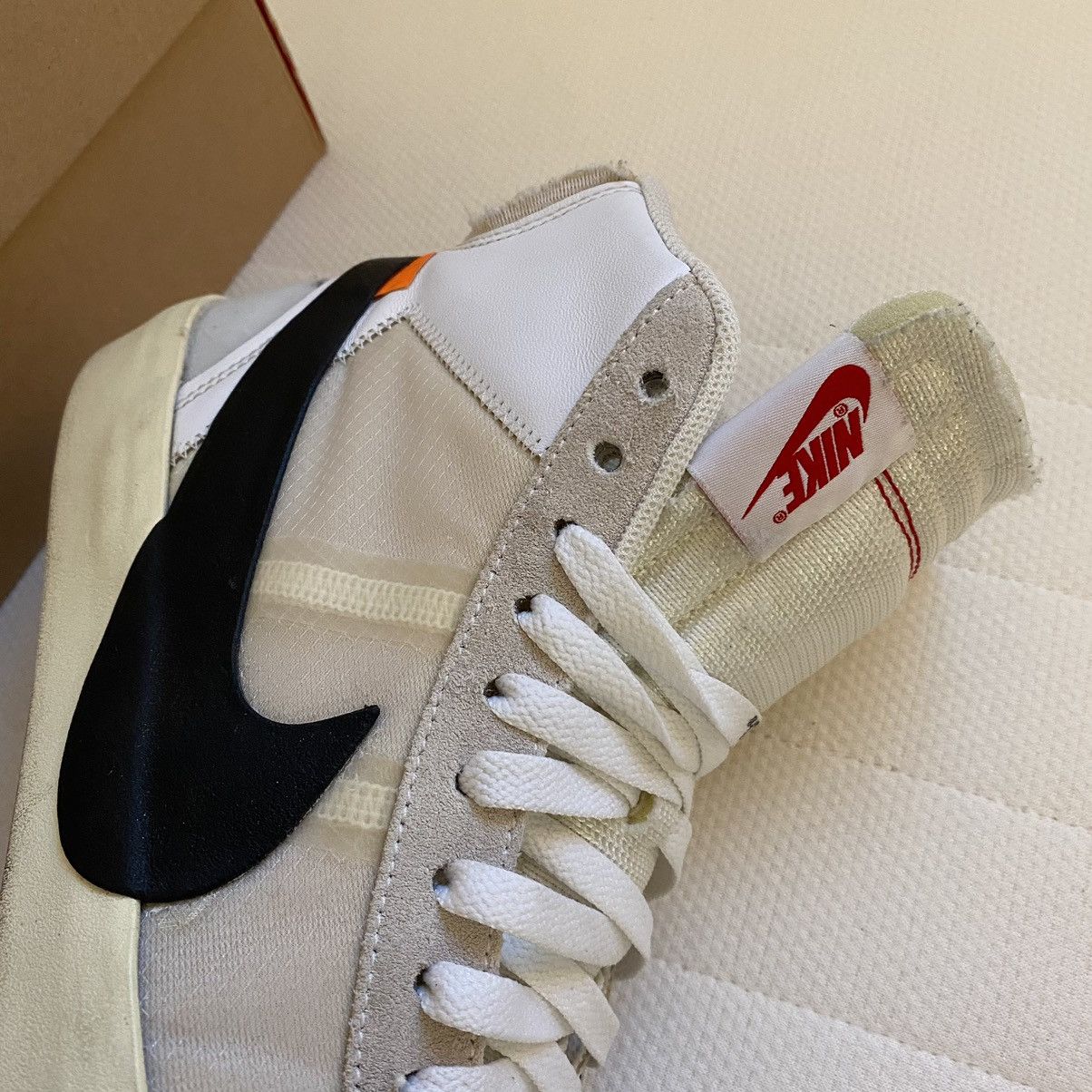 Nike × Off-White Off-White Nike Blazer Mid Size US 8 / EU 41 - 6 Thumbnail