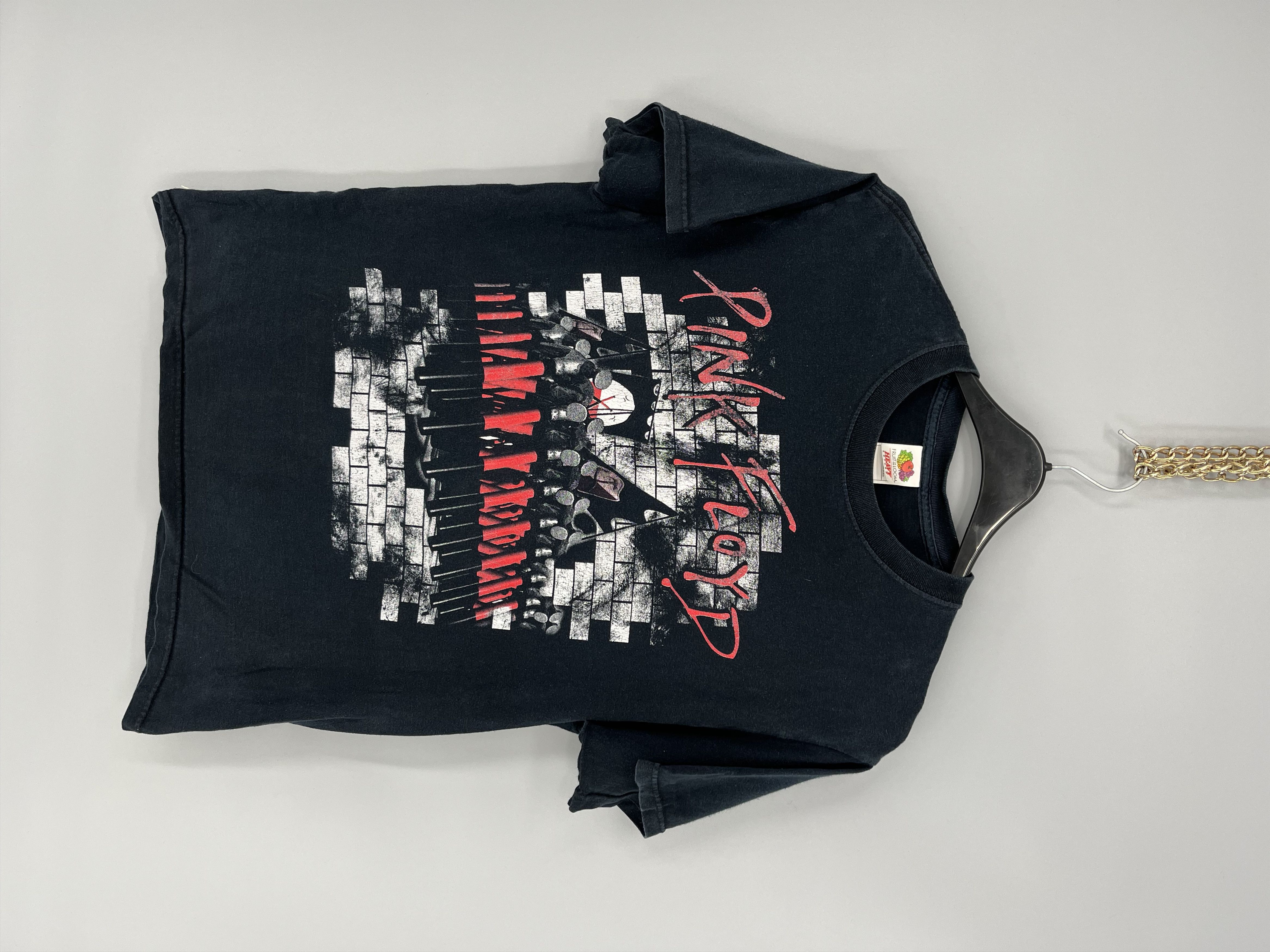 Band Tees × Pink Floyd Vintage Y2K Pink Floyd “The Wall” Shirt Rock Band Tee Size US M / EU 48-50 / 2 - 1 Thumbnail