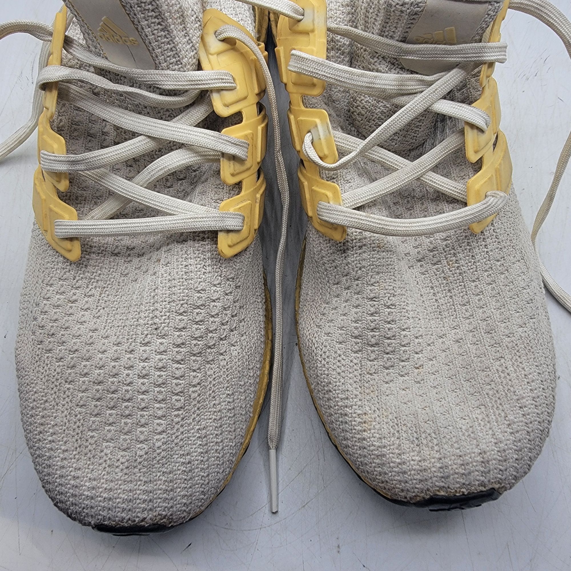Adidas Adidas Ultraboost 4.0 Mens 11 White Sneaker Shoes Running Wa Size US 11 / EU 44 - 10 Thumbnail