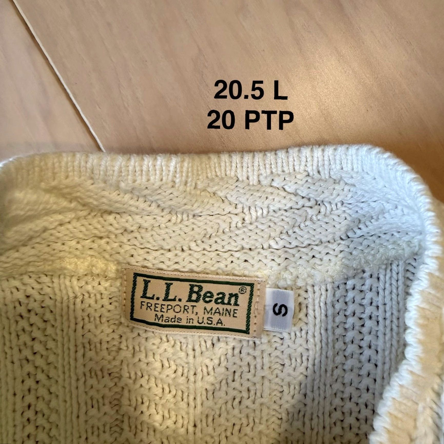 Vintage Vintage LL Bean Cardigan Women's Small White Cable Knit Snowflake Sweater Winter Size S / US 4 / IT 40 - 7 Thumbnail