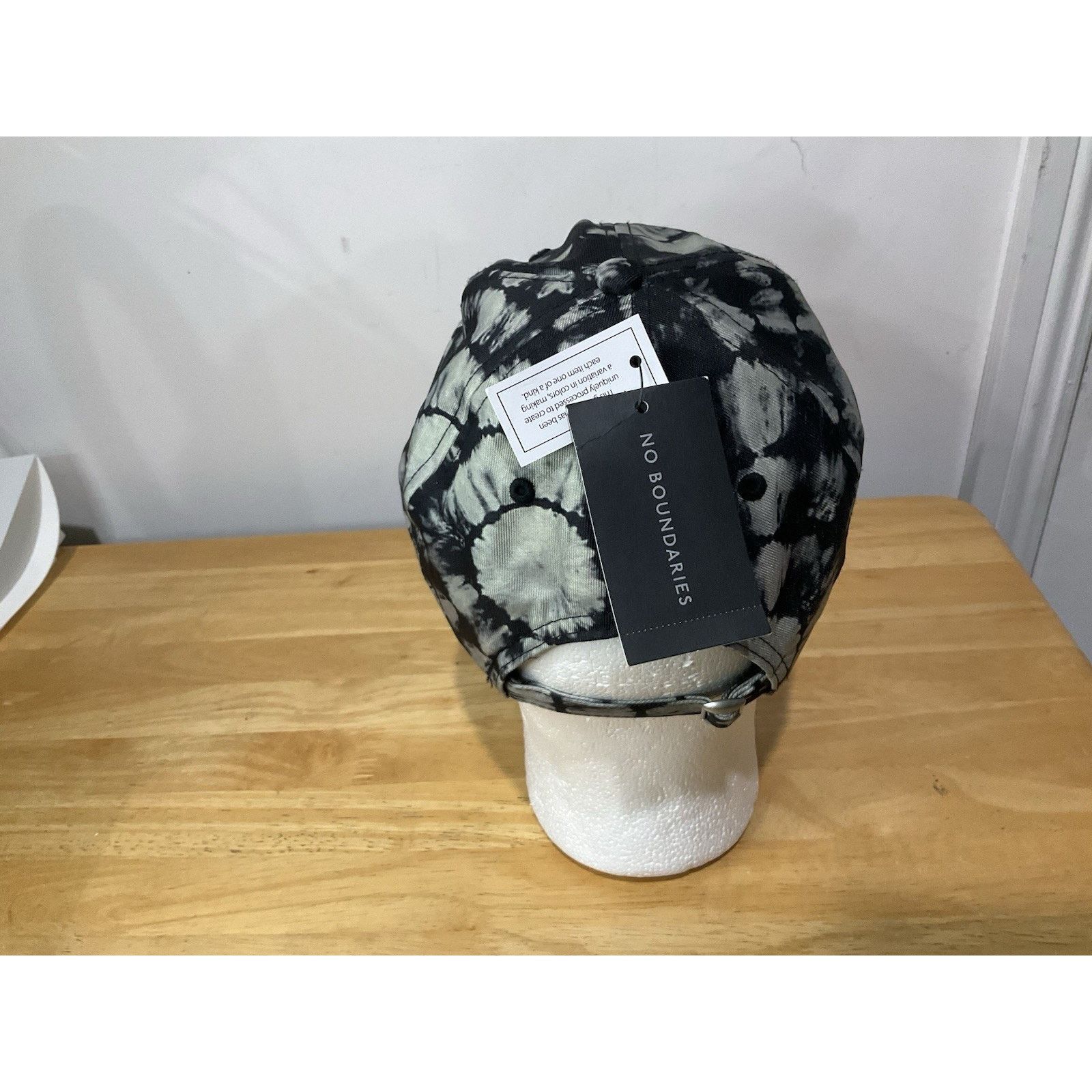 Other NWT No Boundaries Men's Black Gray Tie Dye Baseball Cap hat Size ONE SIZE - 3 Thumbnail
