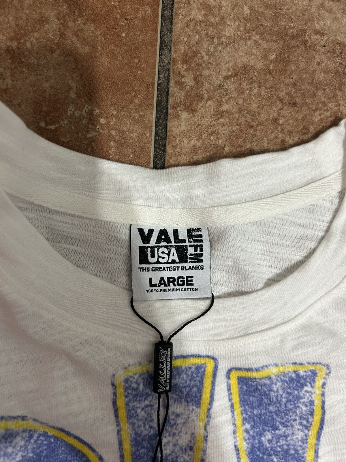 Vale Vale soccer distressed tee brand new size Large Size US L / EU 52-54 / 3 - 5 Thumbnail