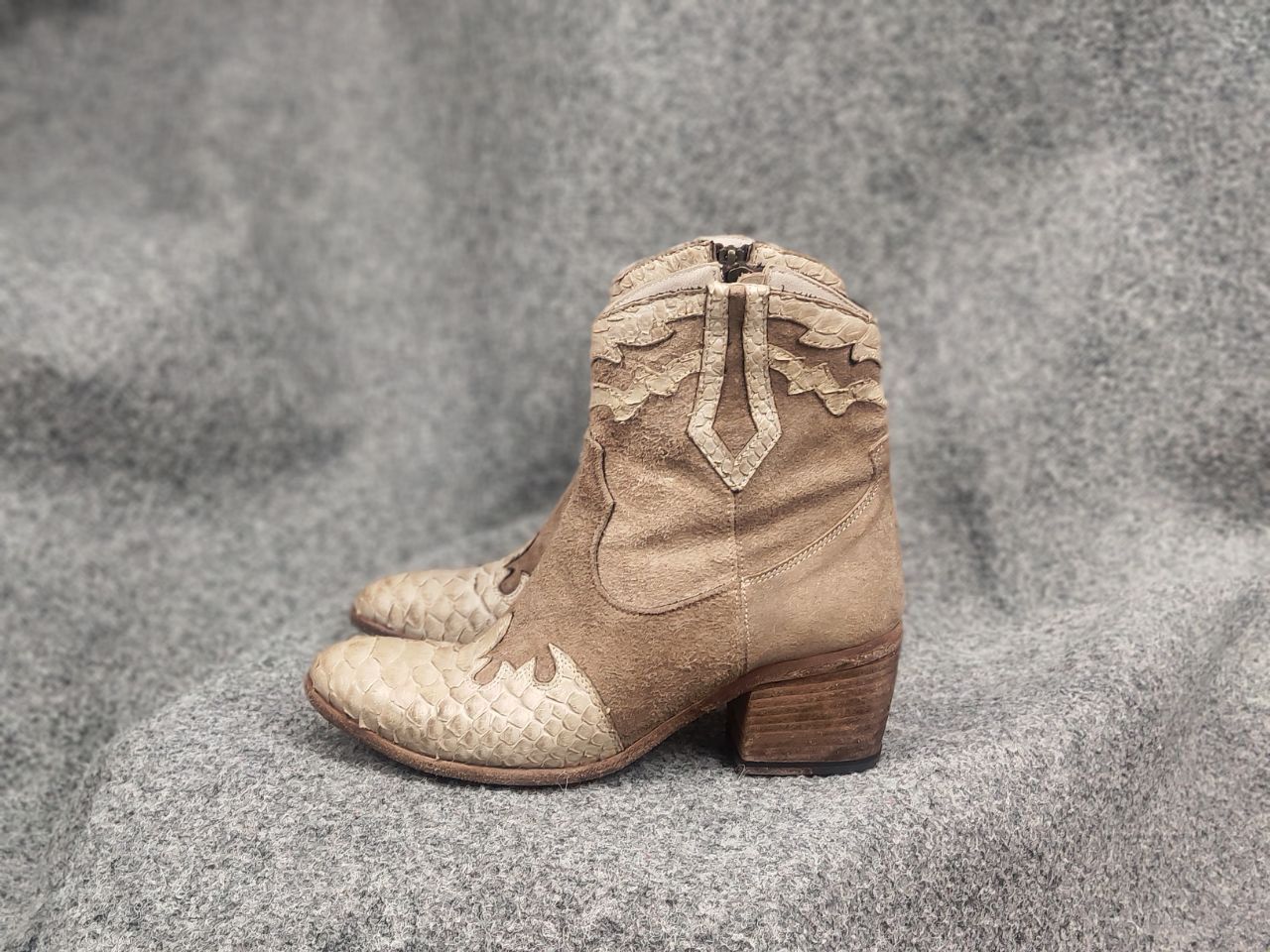 Vintage Fauzian Jeunesse Leather reptile Western Ankle Boots Zip Size US 7 / IT 37 - 6 Thumbnail