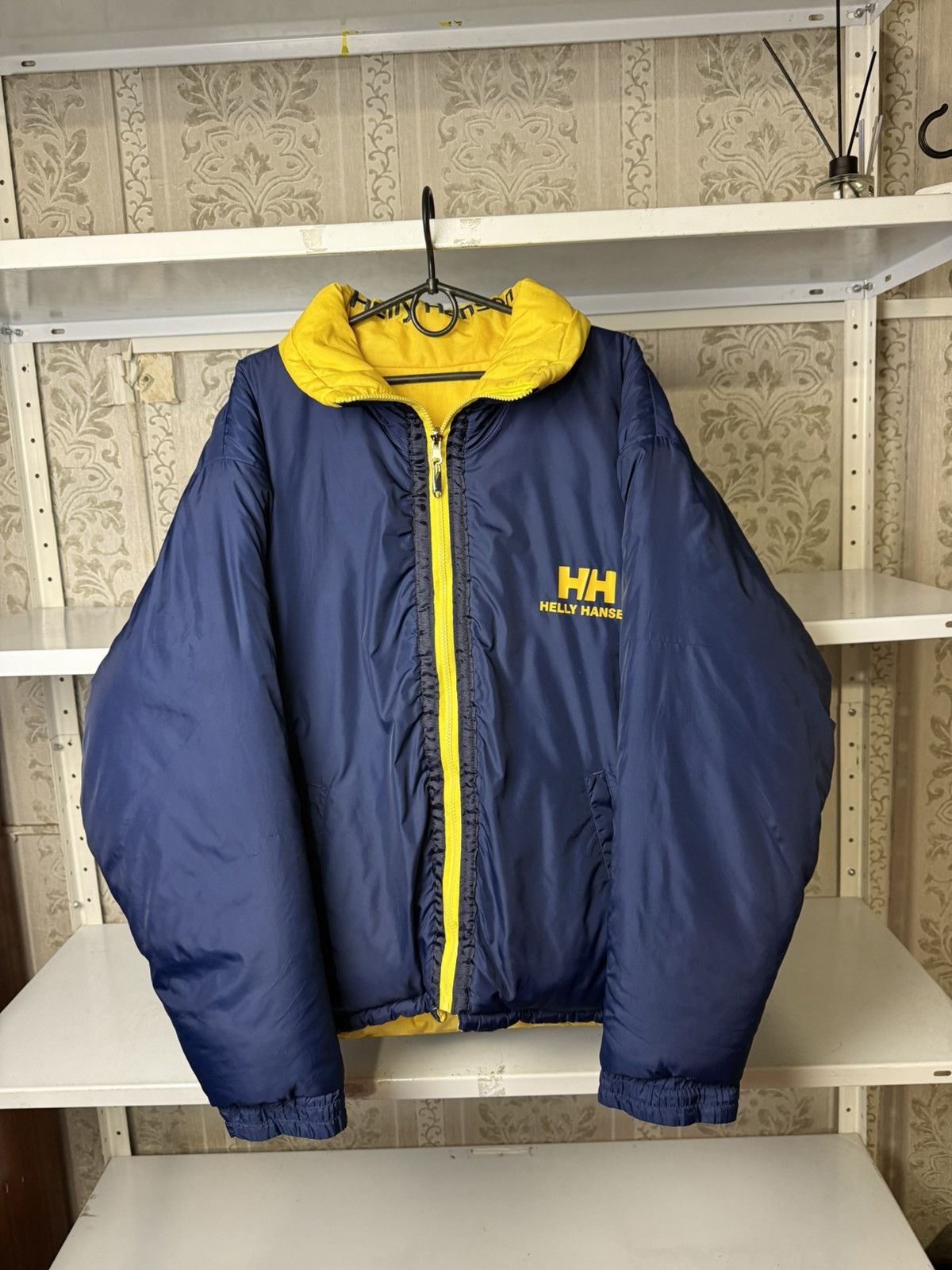 Helly Hansen Reversible Helly Hansen Puffer Down Jacket Gorpcor Size US S / EU 44-46 / 1 - 2 Thumbnail