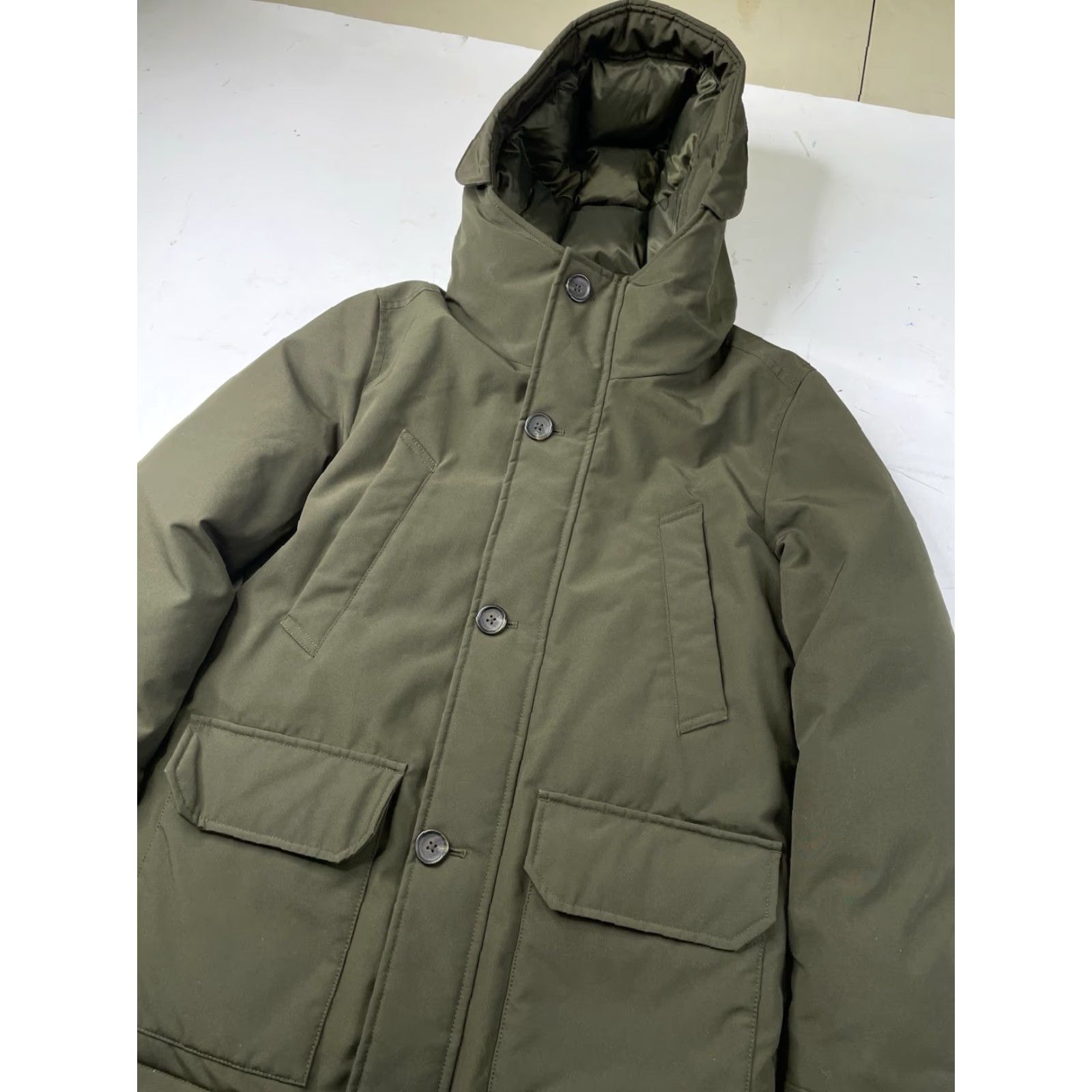 Uniqlo Uniqlo Jacket Womens XS Green Down Puffer Parka Hooded Zip Pockets Buttons Lightweight Regular Long Sleeve Windproof Water Resistant Size XS / US 0-2 / IT 36-38 - 5 Thumbnail