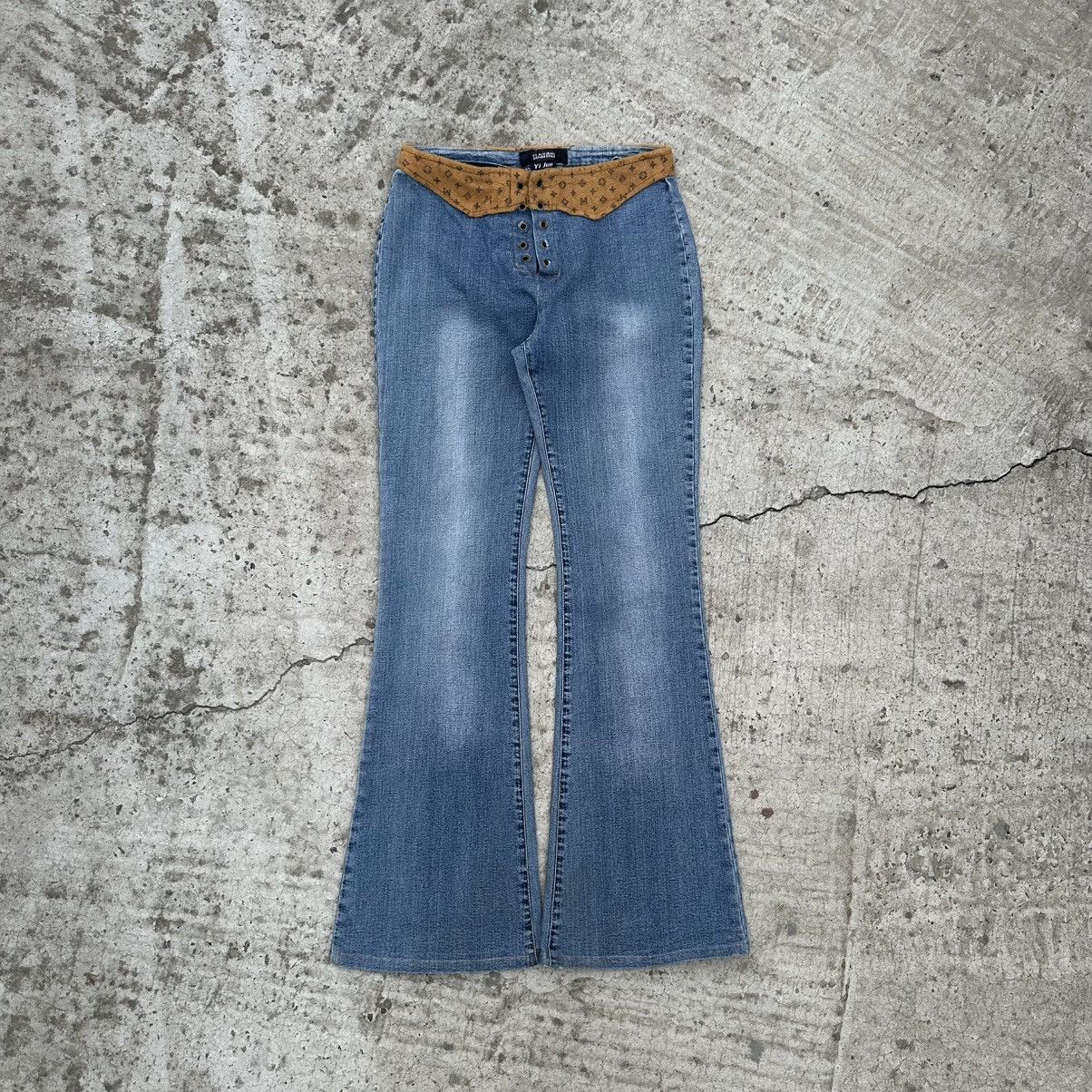 Le Grande Bleu (L.G.B.) Vintage Women’s Flared Yi Jue Jeans Y2K 00s Size L Size 32" / US 10 / IT 46 - 1 Thumbnail