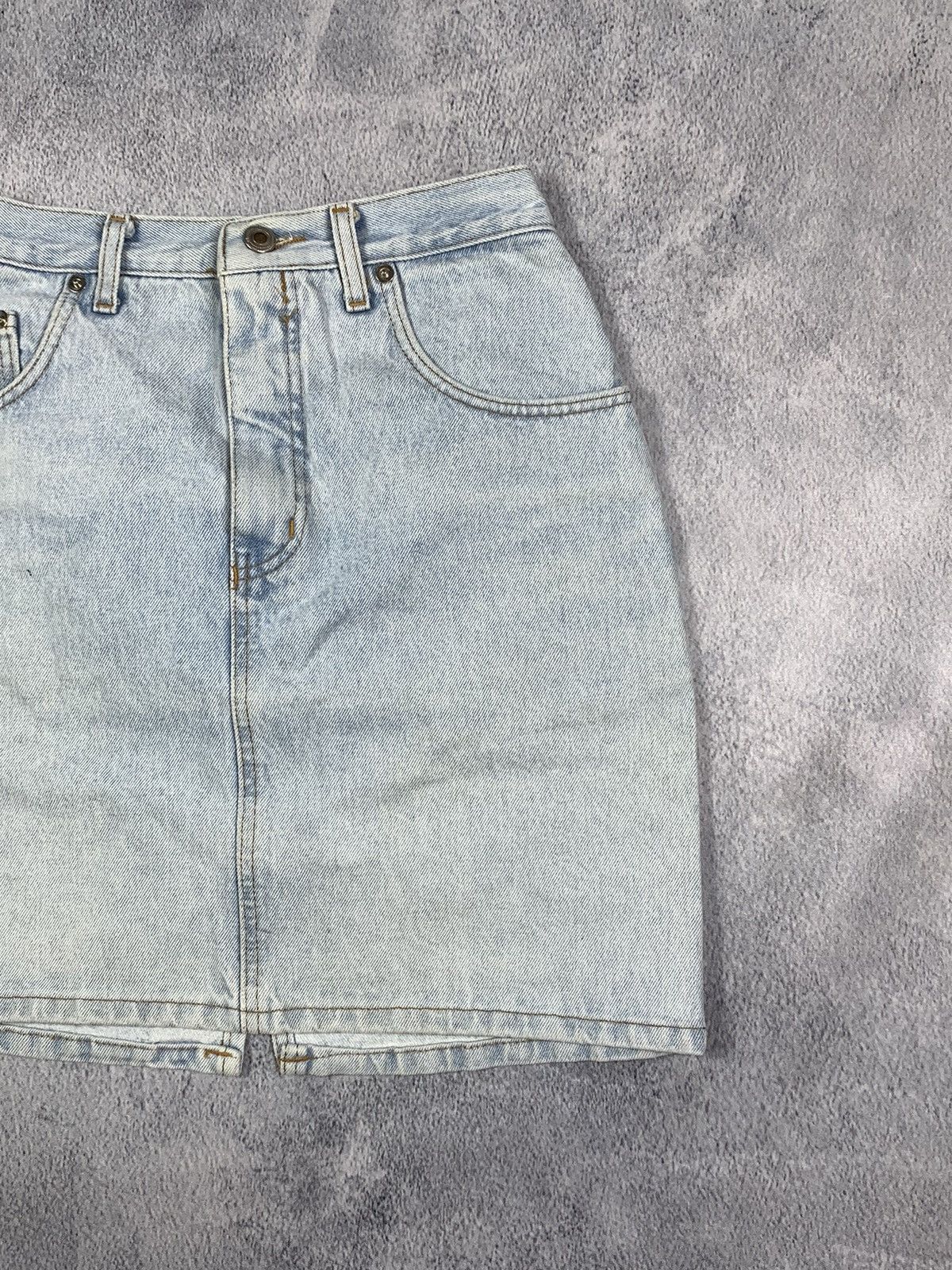 Japanese Brand × Vintage Vintage Y2K denim mini skirt streetwear style size 25 Size 25" / US 0 / IT 36 - 4 Thumbnail
