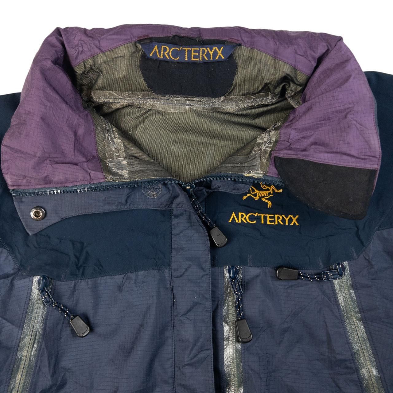 Vintage Arcteryx 'Shadow' Theta LT Goretex Jacket Size M