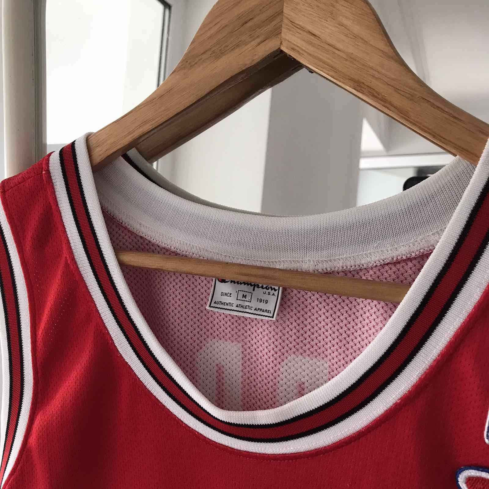 Jordan Brand × NBA Vintage Jordan #23 Chicago Bulls Champion NBA Jersey Size US M / EU 48-50 / 2 - 7 Thumbnail