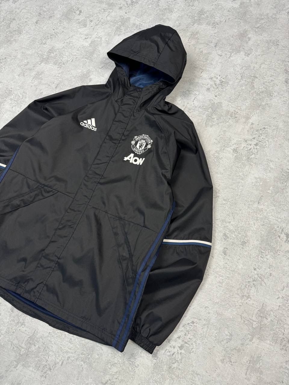 Adidas Vintage Adidas Manchester United Black Track Jacket 2016 Size US L / EU 52-54 / 3 - 3 Thumbnail