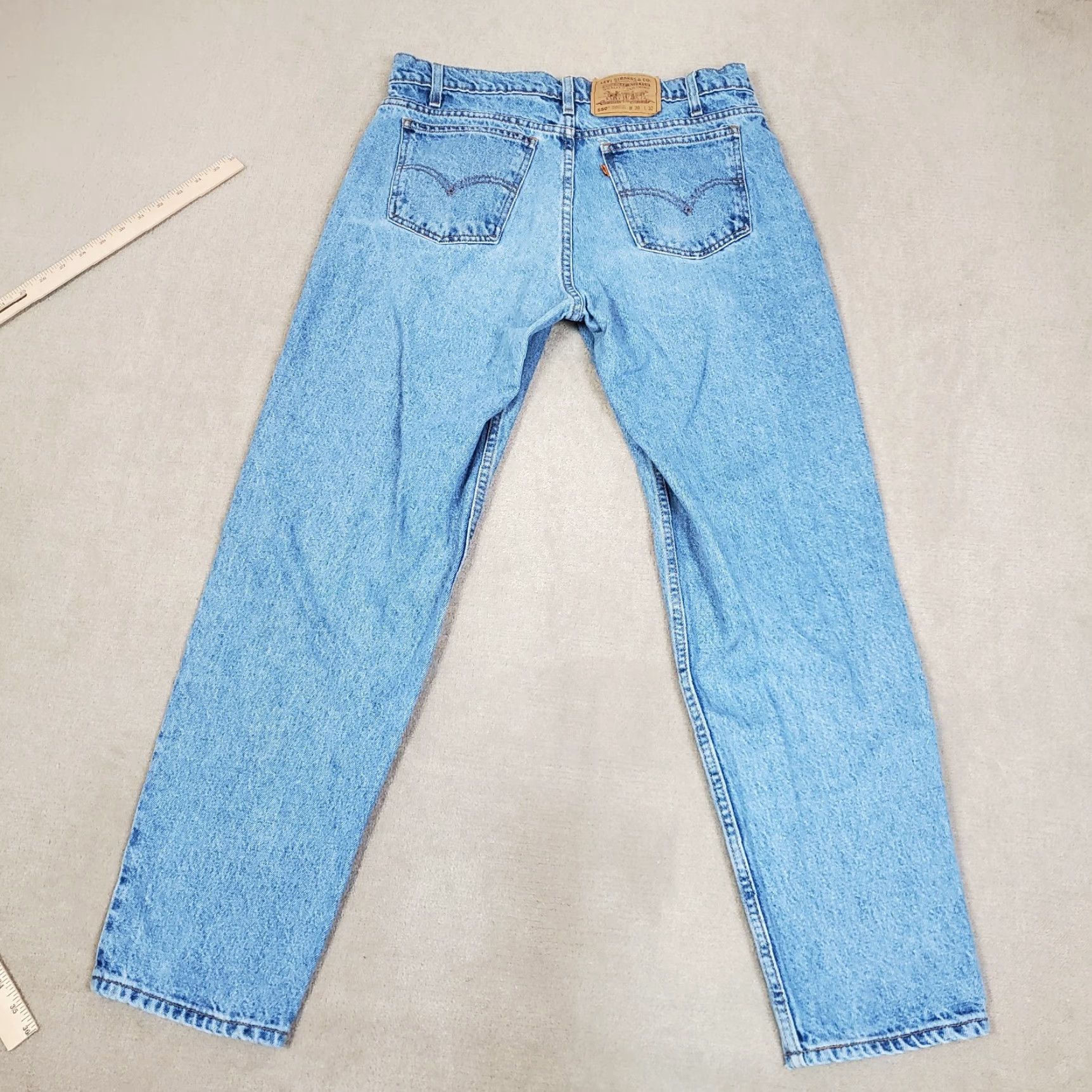 Levi's VINTAGE Levis Jeans Mens 33x31 Blue 550 Relaxed Fit Tapered Leg Orange Tab Light Size US 33 - 7 Thumbnail