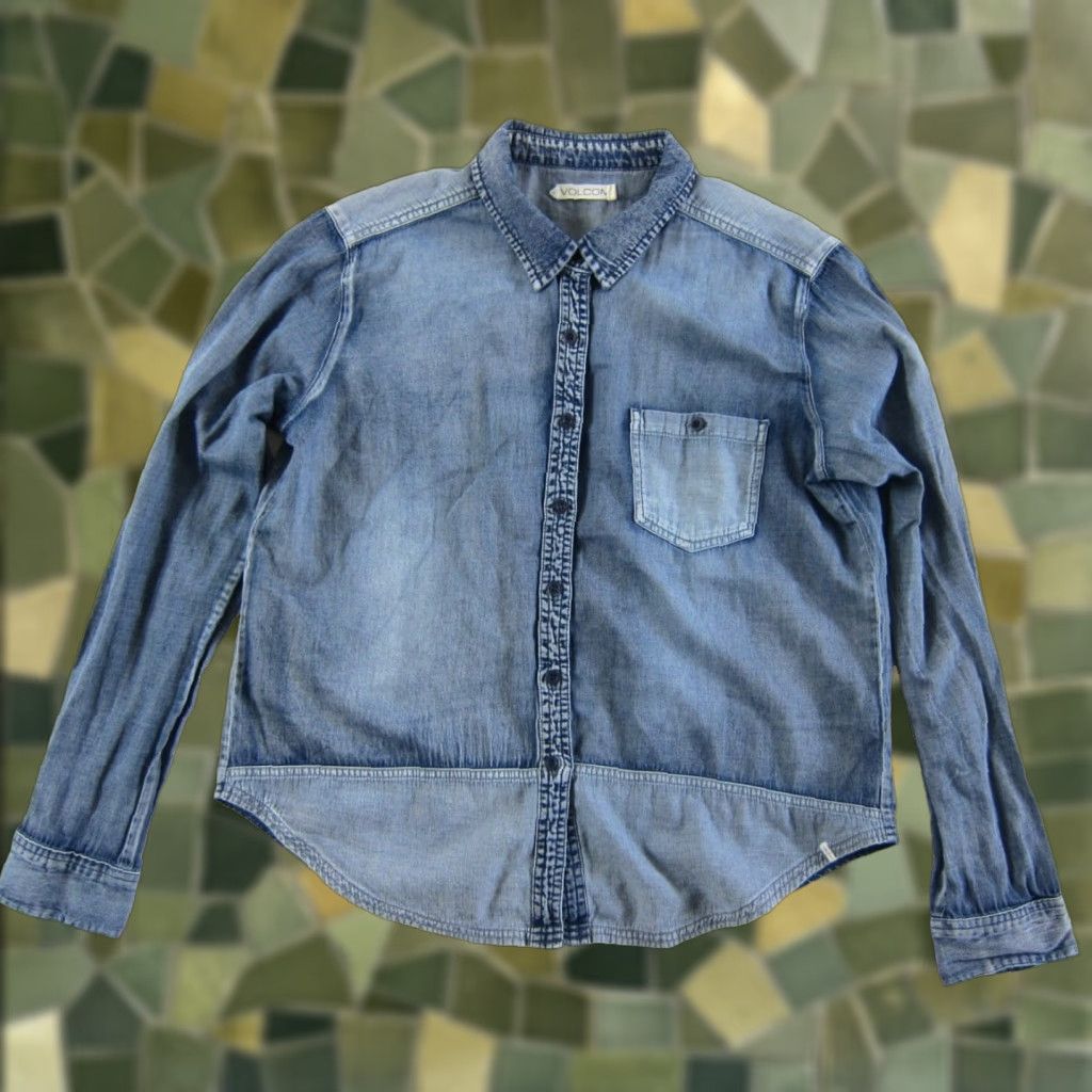 Volcom VOLCOM Blue Denim 100% Cotton Collared Long Sleeve Button Down Blouse Medium Size M / US 6-8 / IT 42-44 - 1 Thumbnail