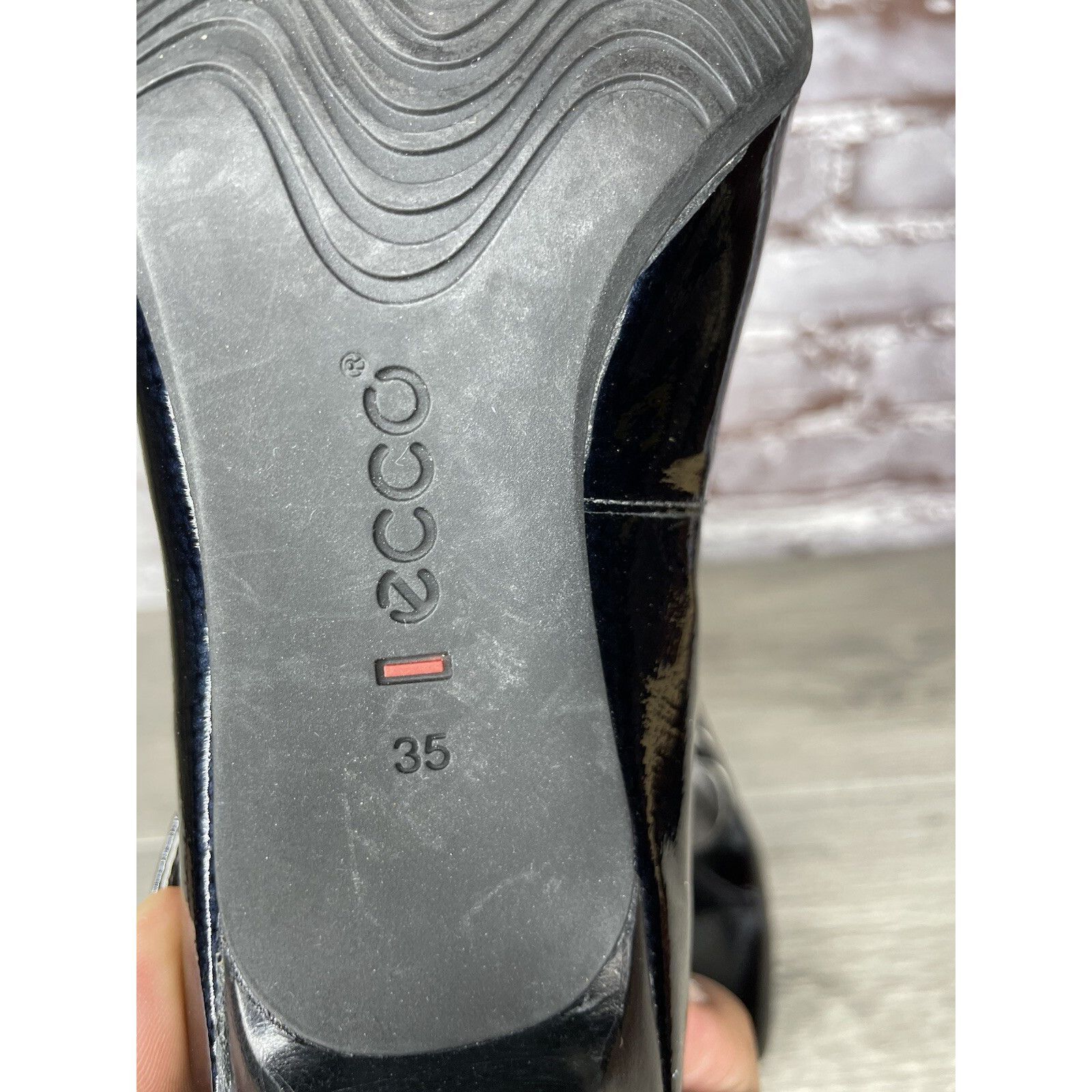 Ecco Ecco Navy Blue Patent Leather Mary Jane Strap Heels Shoes Wo Size US 5 / IT 35 - 9 Thumbnail