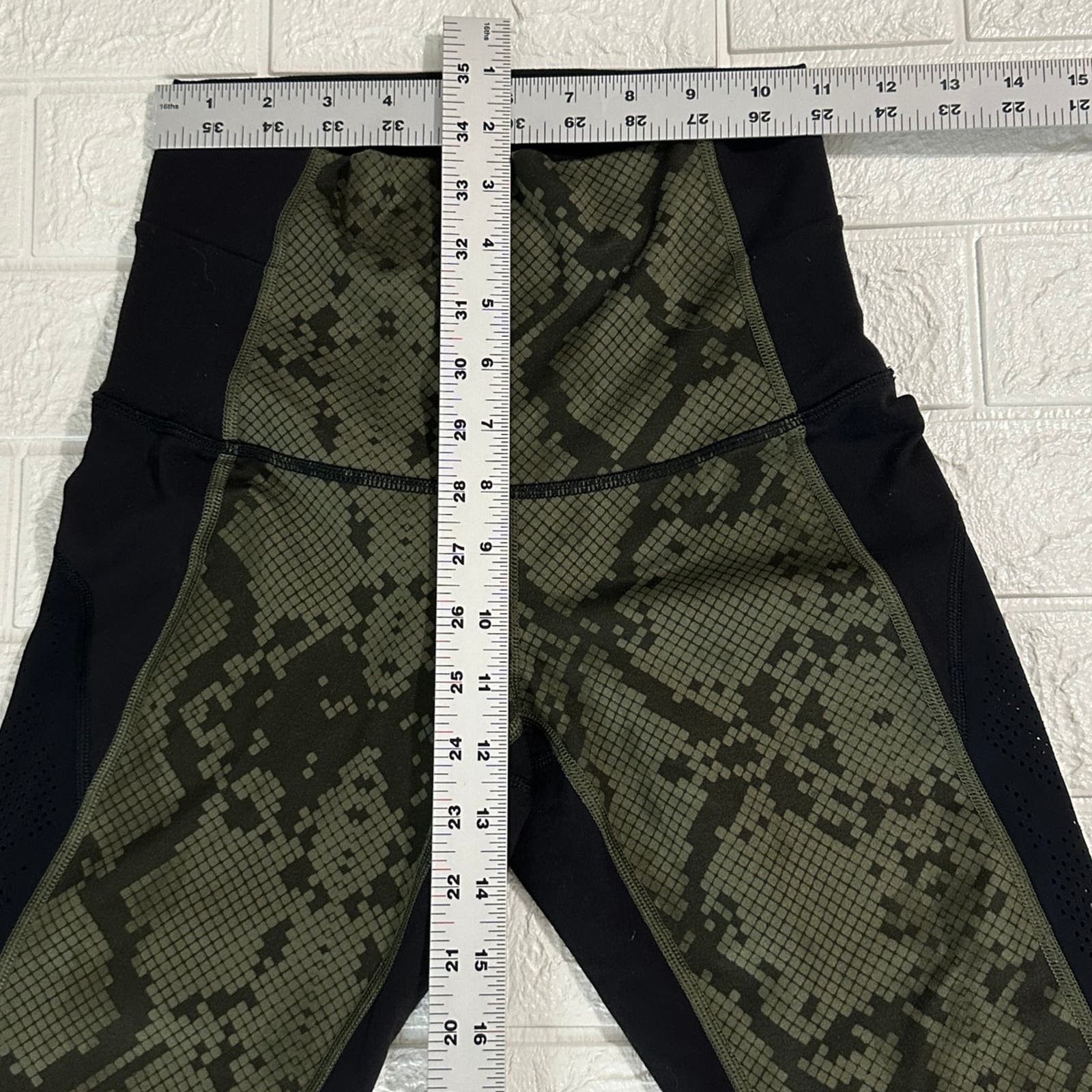 Lululemon Lululemon Leggings size 4 Size 27" / US 4 / IT 40 - 7 Thumbnail