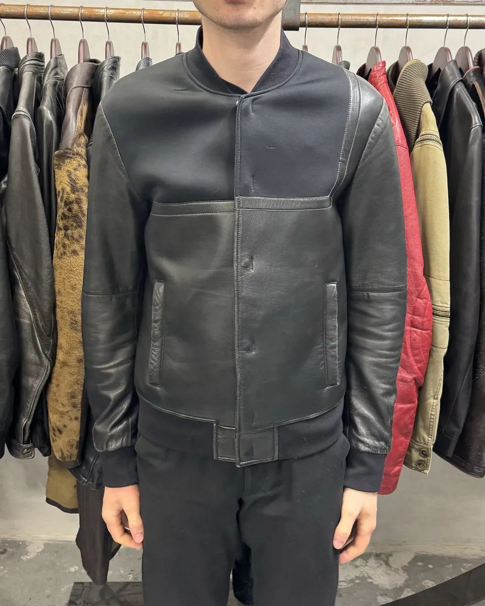 Emporio Armani × Vintage SS2014 Emporio Armani Black Pure Geometrical Leather Jacket Size US M / EU 48-50 / 2 - 3 Thumbnail