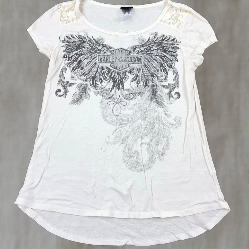 Harley Davidson Harley-Davidson Shirt Women Medium White Graphic Print Logo All Over Wings Womens Size M / US 6-8 / IT 42-44 - 1 Thumbnail