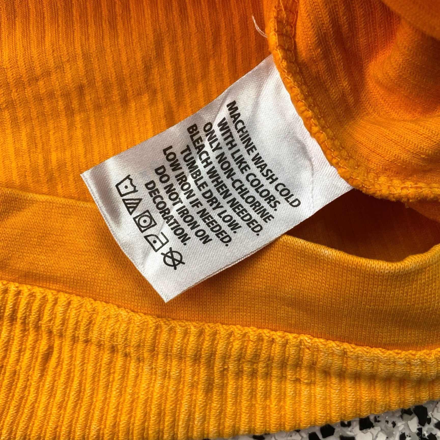 NCAA VINTAGE? (No) Three Square Tennessee Vols Shirt Mens Large Orange NCAA Football Long Sleeve Size US L / EU 52-54 / 3 - 4 Thumbnail