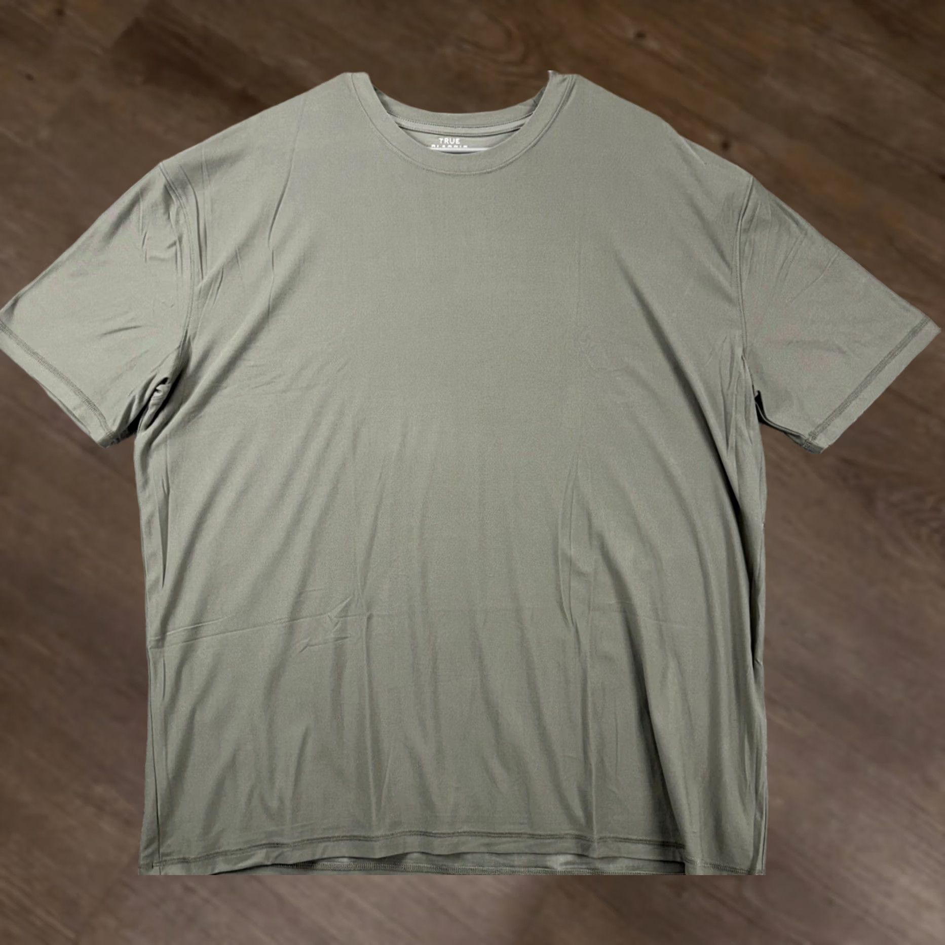 Vintage True Classic Shirt Adult 2XL Grey Crew Neck Short Sleeve Tee Stretch Mens Size US XXL / EU 58 / 5 - 1 Thumbnail