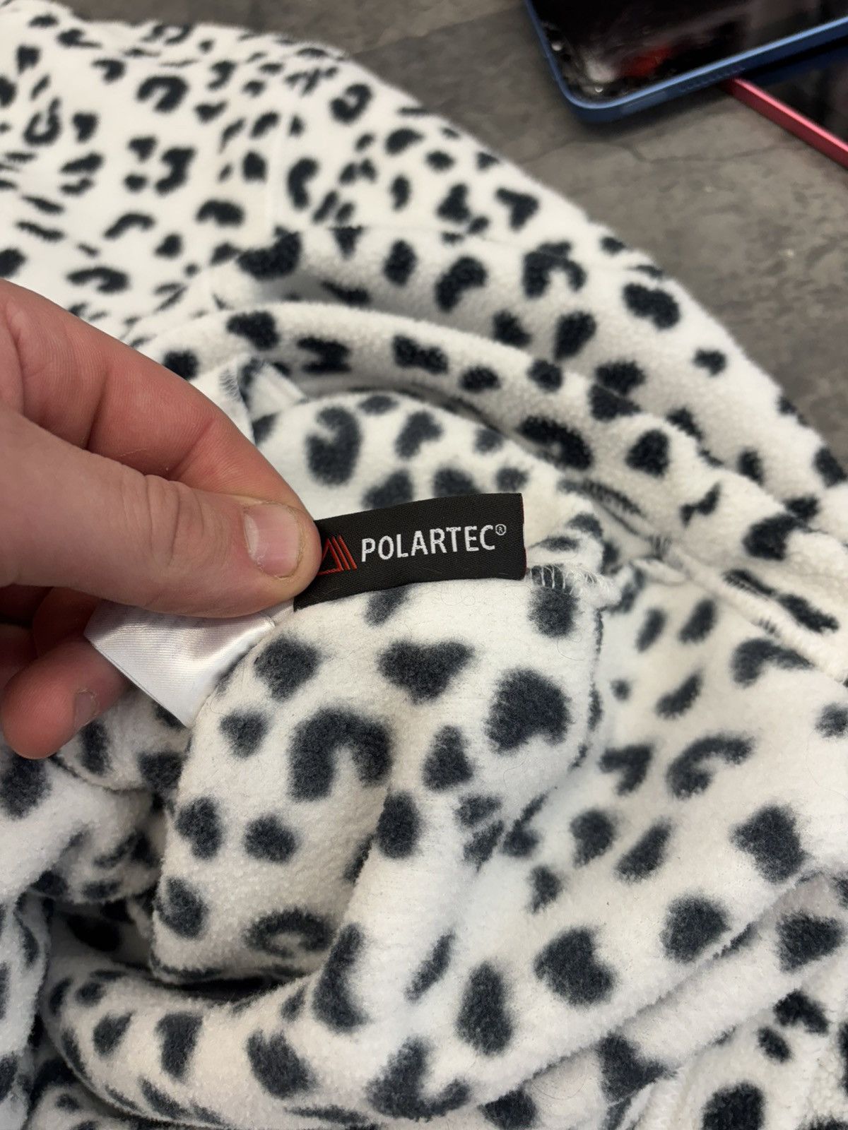 Supreme Supreme x Polar Tech Snow Leopard Size US L / EU 52-54 / 3 - 14 Thumbnail